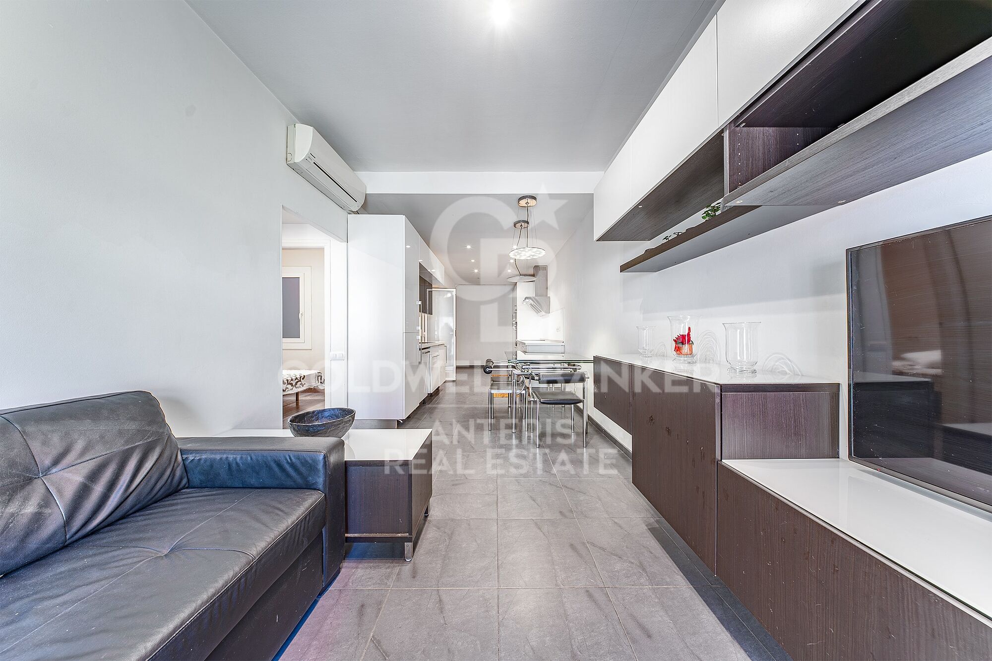 Bright apartment with terrace in Camp d'En Grassot-Gràcia Nova