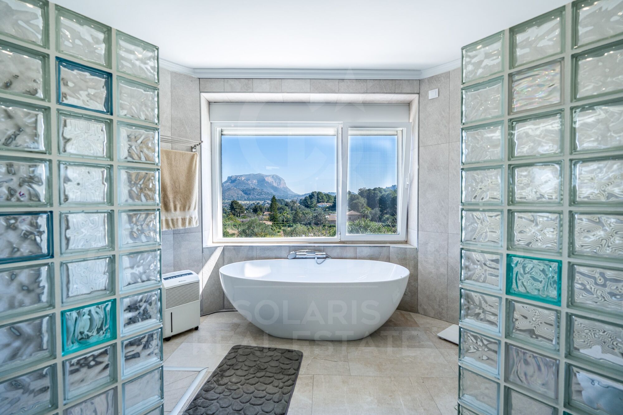 Finca Lisa - Exclusive Mediterranean finca with guest house in La Sella