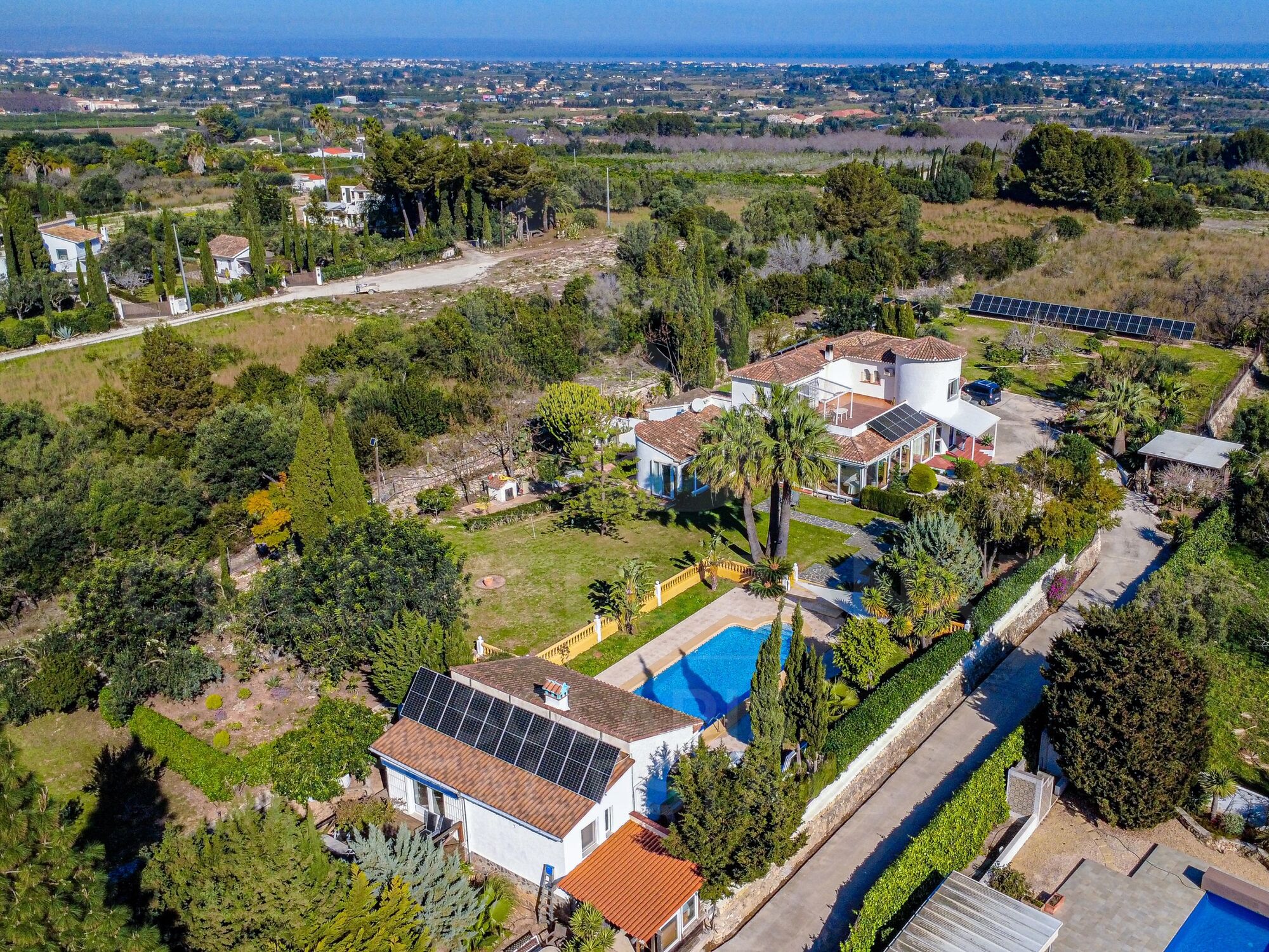 Finca Lisa - Exclusive Mediterranean finca with guest house in La Sella