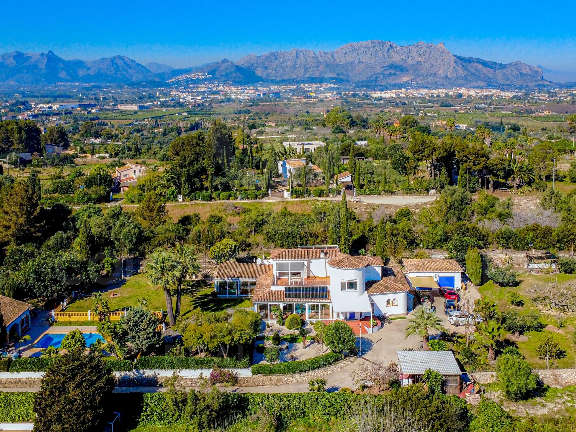 Finca Lisa - Exclusive Mediterranean finca with guest house in La Sella