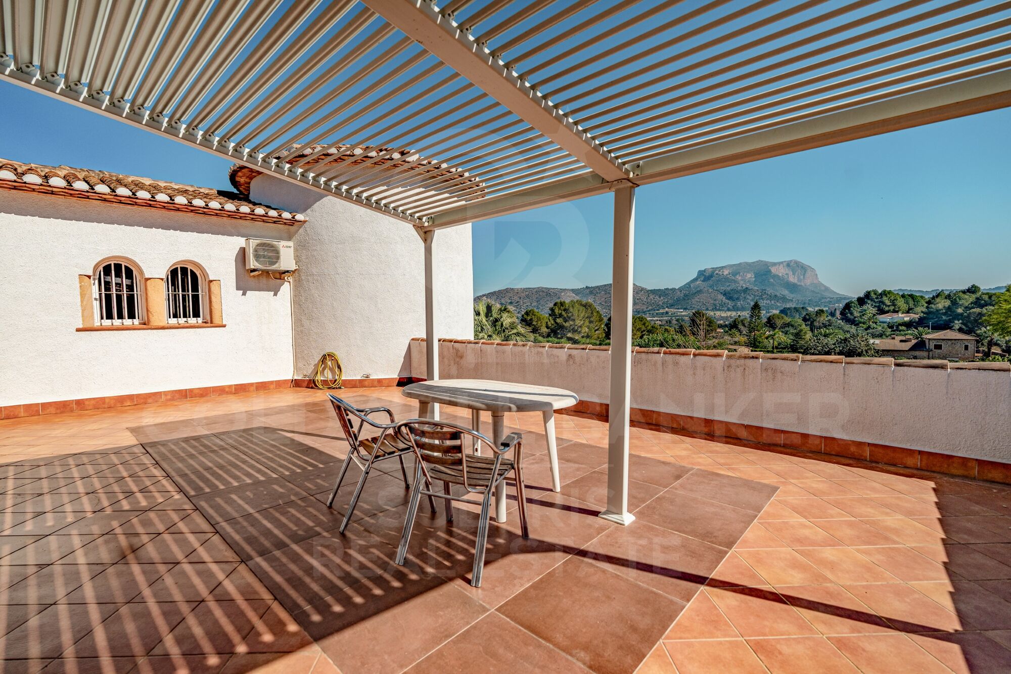 Finca Lisa - Exclusive Mediterranean finca with guest house in La Sella
