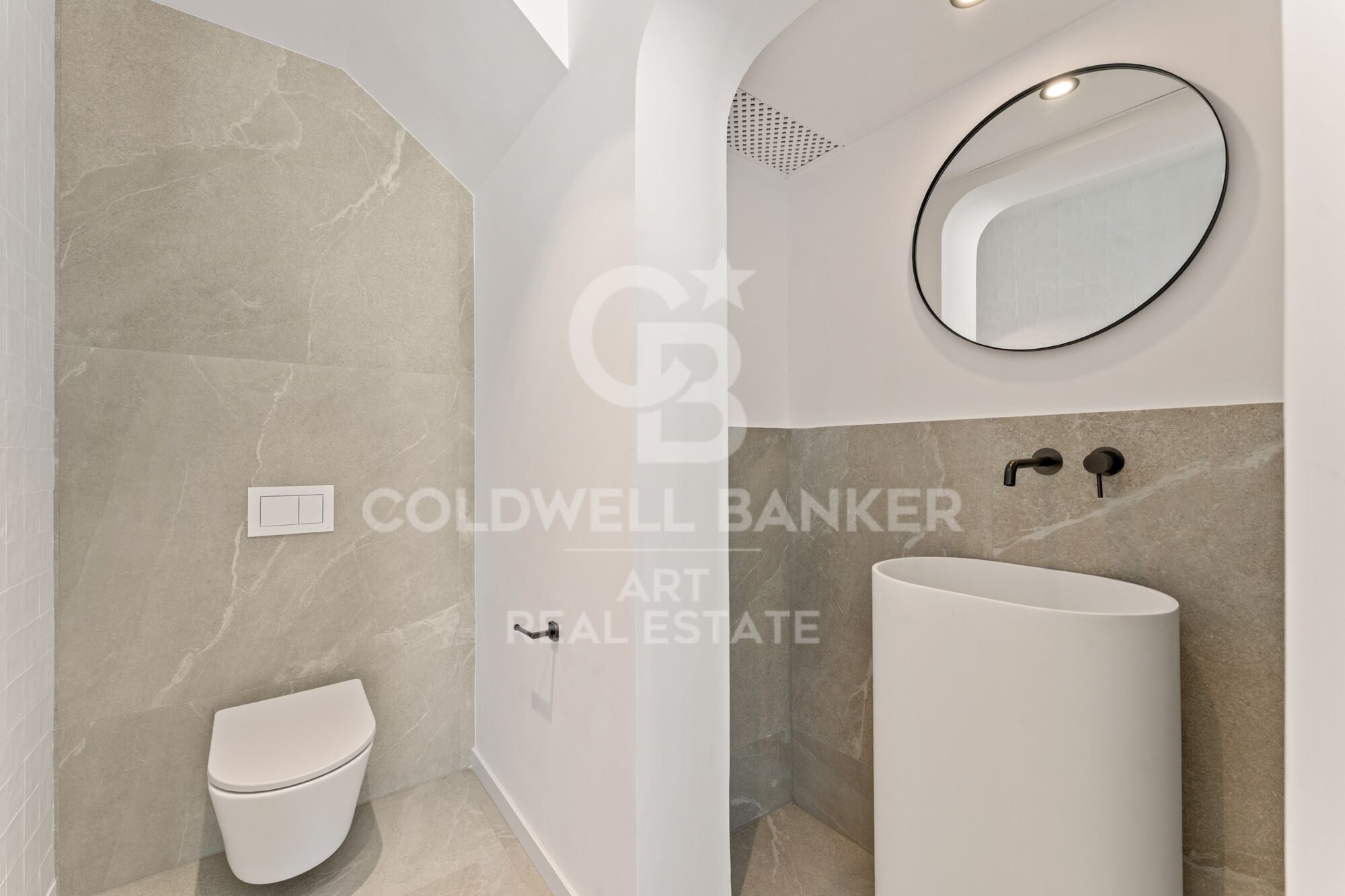 Duplex Contemporain à Vendre dans l'Exclusif Las Colinas de Marbella, Benahavís