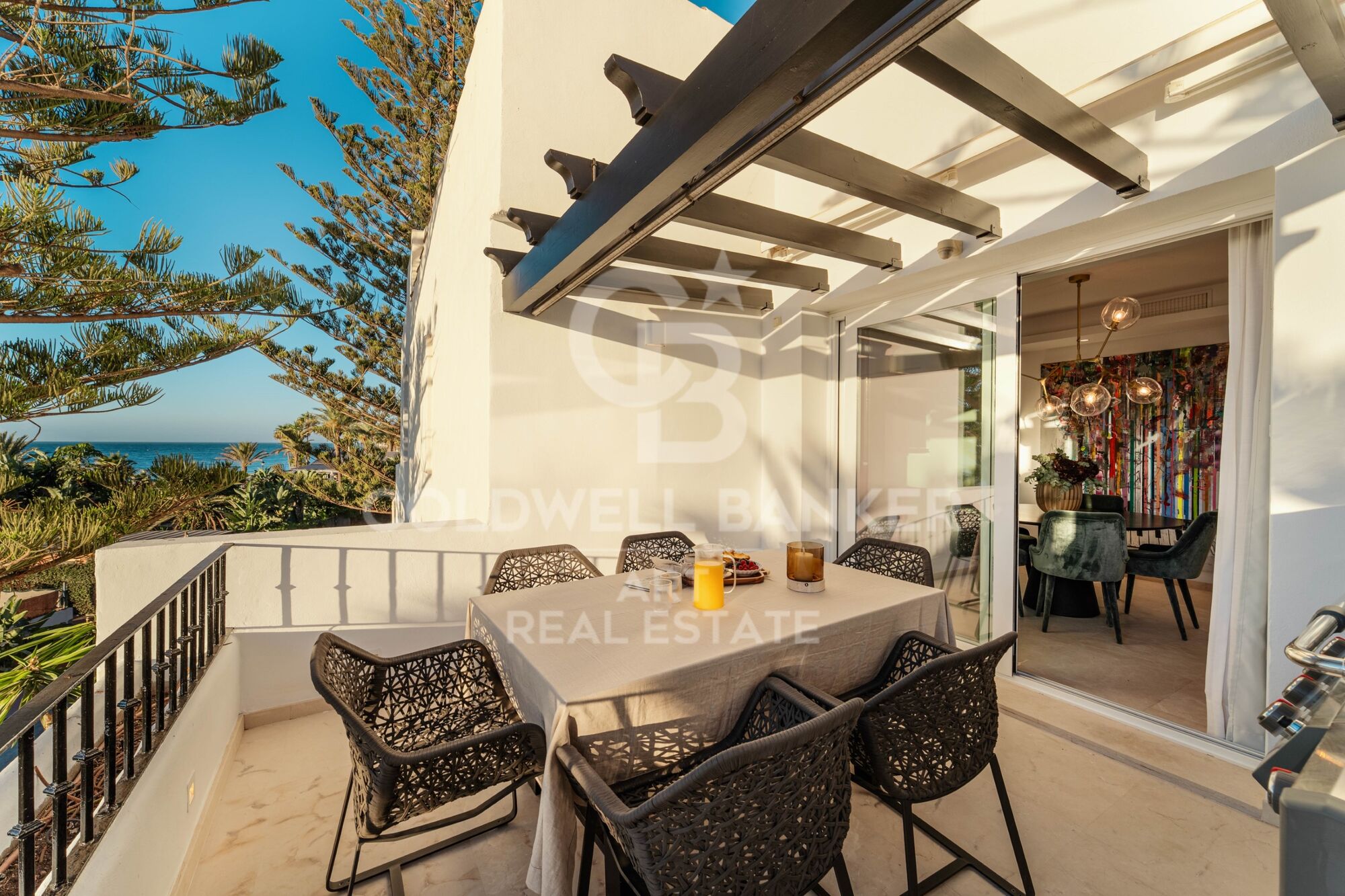 Sophisticated 3-Bedroom Duplex Penthouse with Sea Views in Marbella