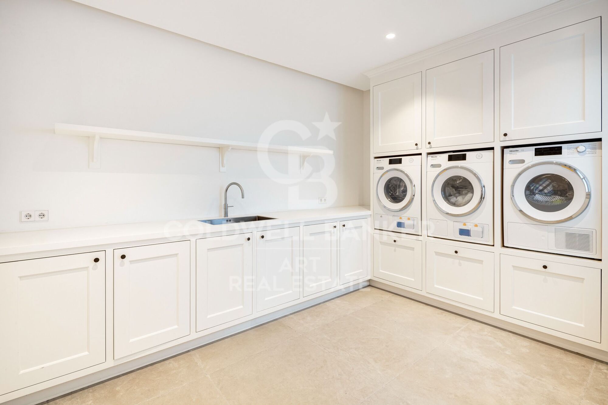 Luxus Zeitgenössische Villa im Marbella Club Golf Resort, Benahavís