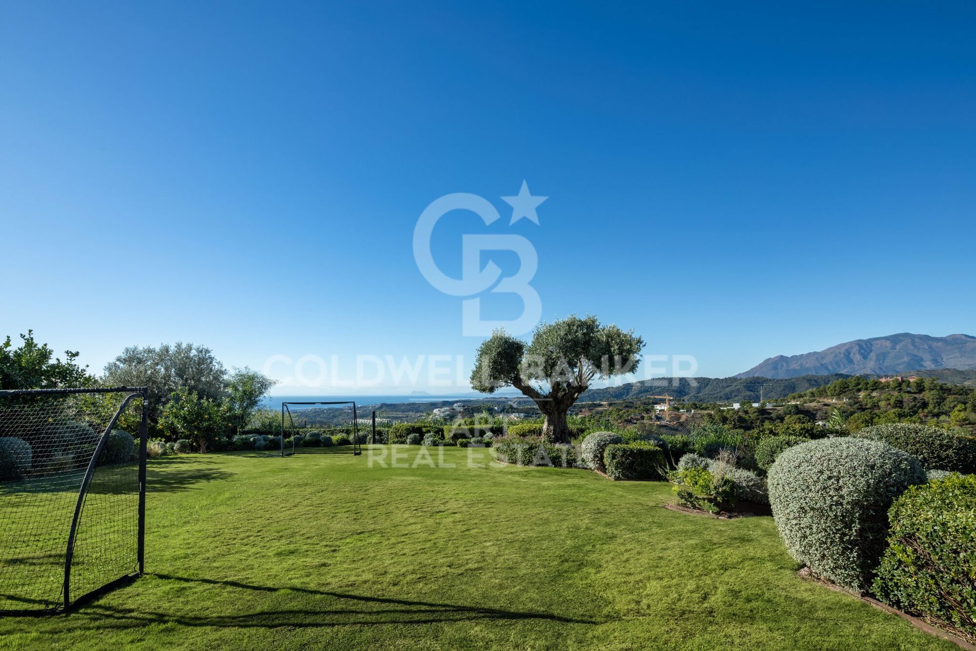 Luxury Contemporary Villa in Marbella Club Golf Resort, Benahavís