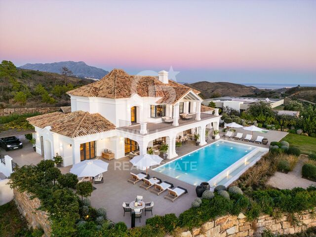 Villa Contemporaine de Luxe au Marbella Club Golf Resort, Benahavís