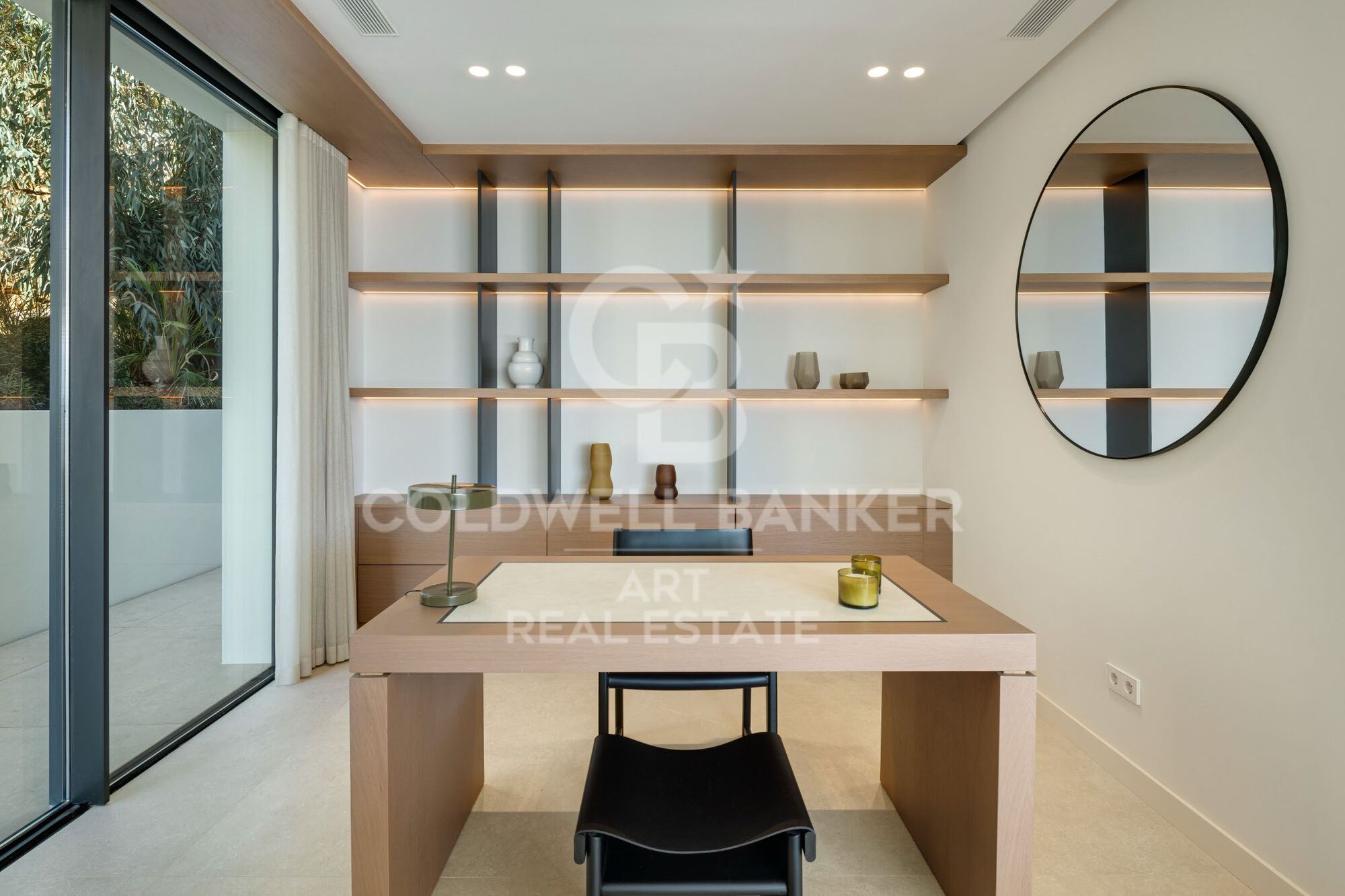 Villa contemporánea de lujo en Elviria, Marbella Este