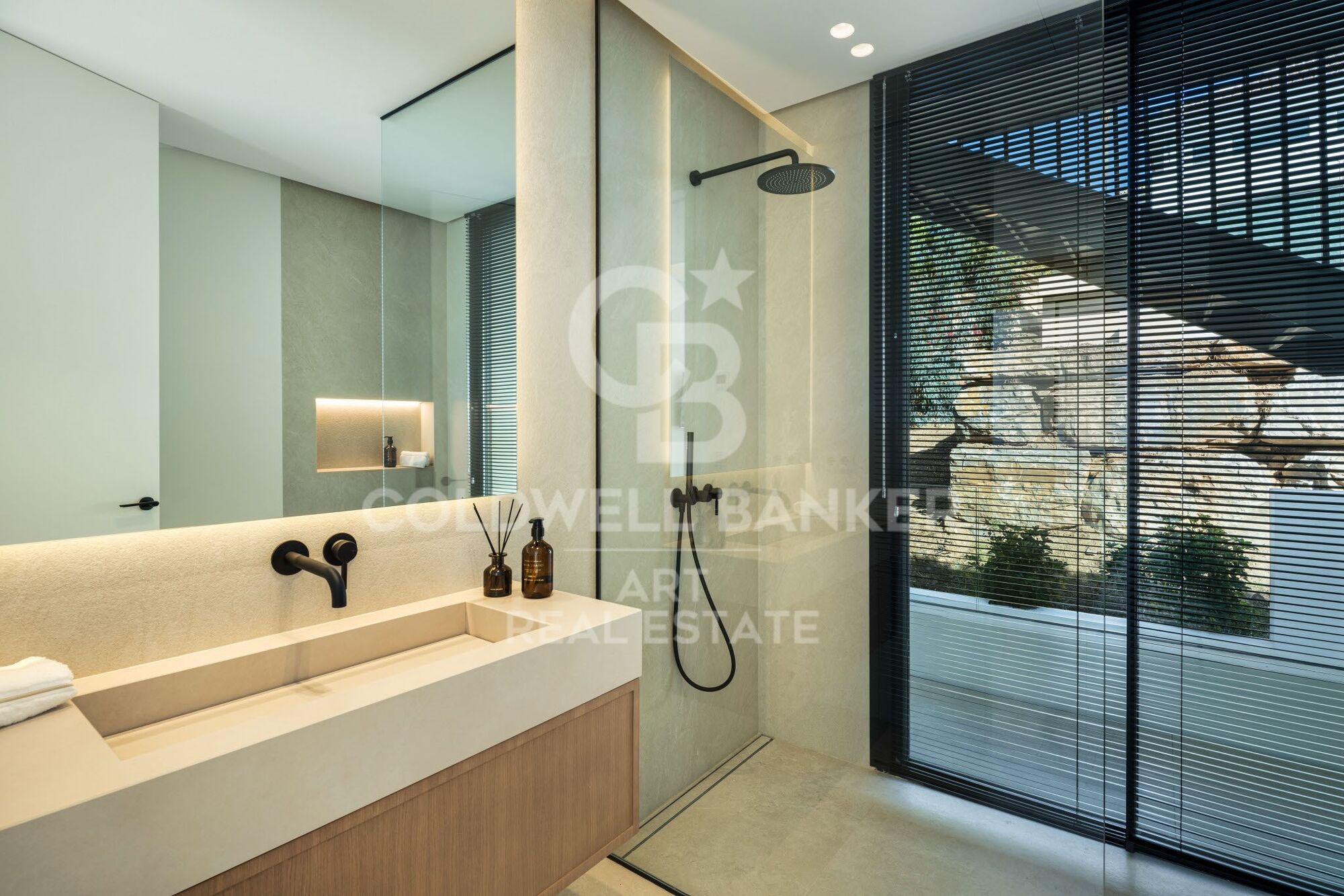 Villa contemporánea de lujo en Elviria, Marbella Este