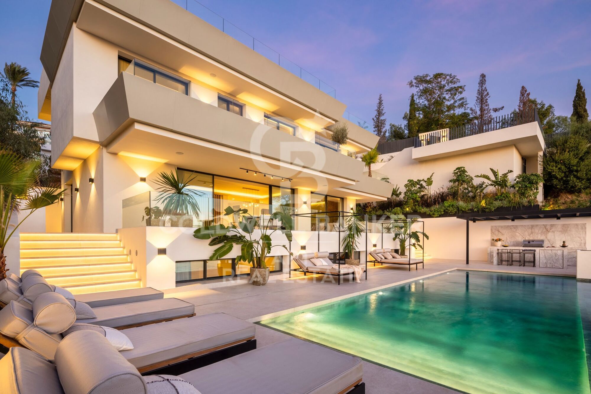 Villa contemporánea de lujo en Elviria, Marbella Este