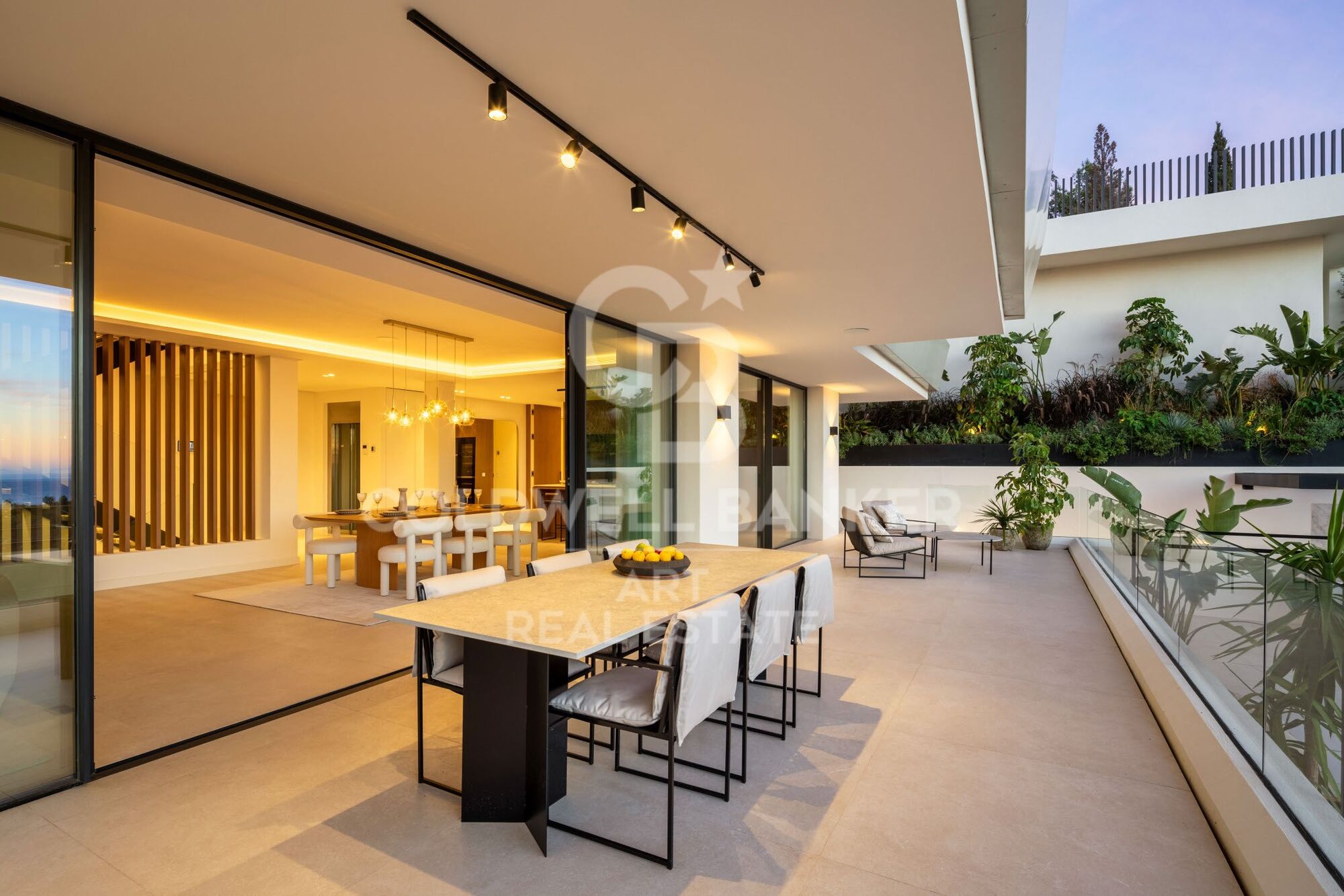Luxus Zeitgenössische Villa in Elviria, Marbella Ost