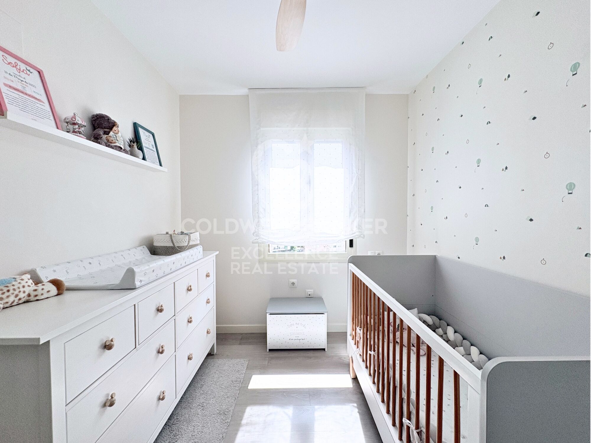 Appartement design dans une résidence avec terrasse, piscine, padel et garage sur l'Av. Alfahuir