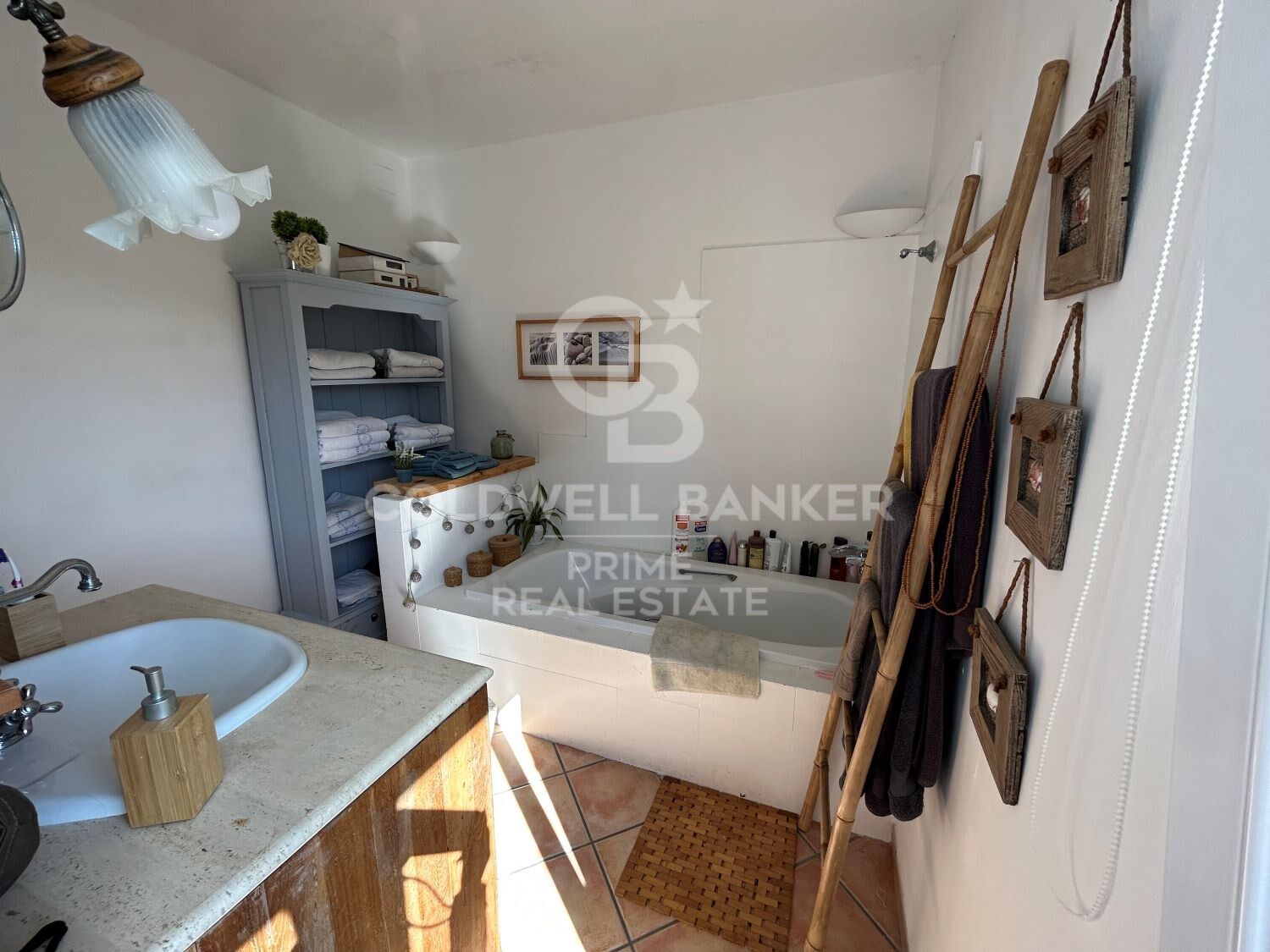 Maison individuelle en vente avec vue sur la mer dans la zone de Sa Tuna, Begur.