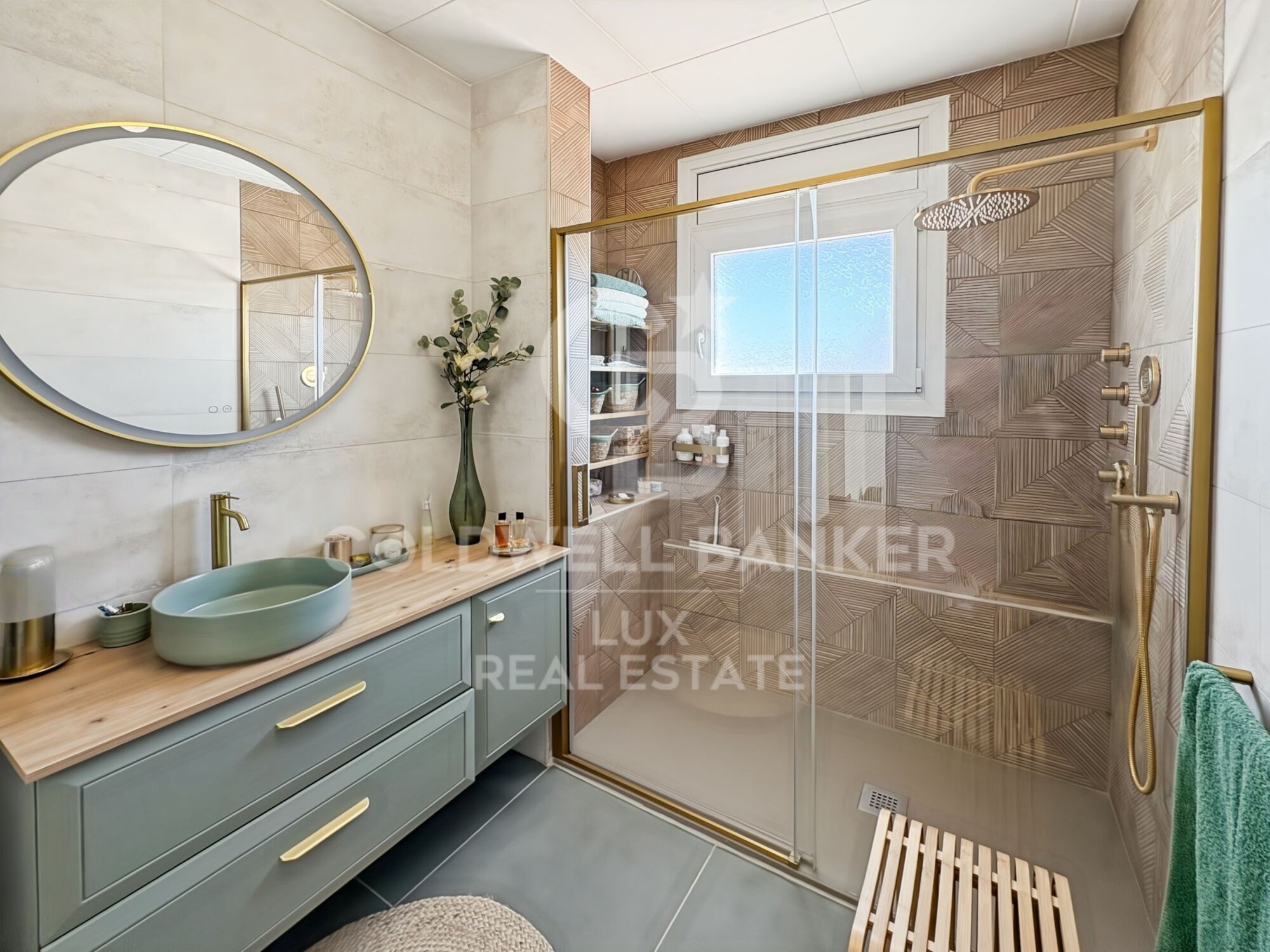 Renoviertes Haus zum Verkauf in Empuriabrava, Costa Brava