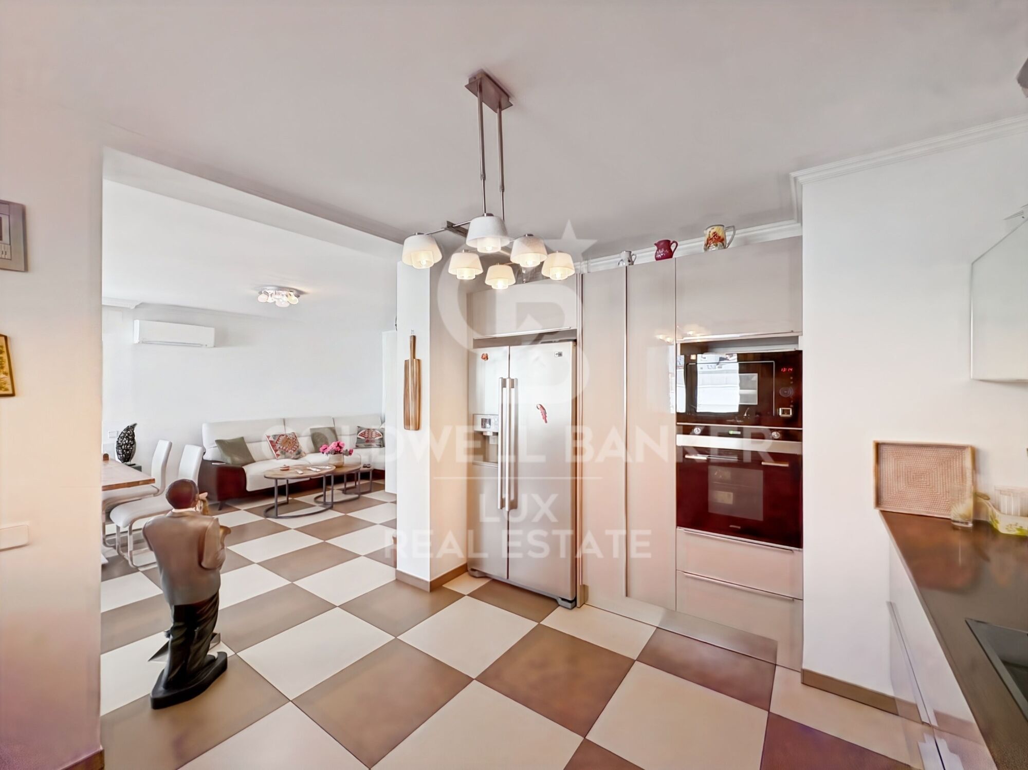 Renovated house for sale in Empuriabrava, Costa Brava
