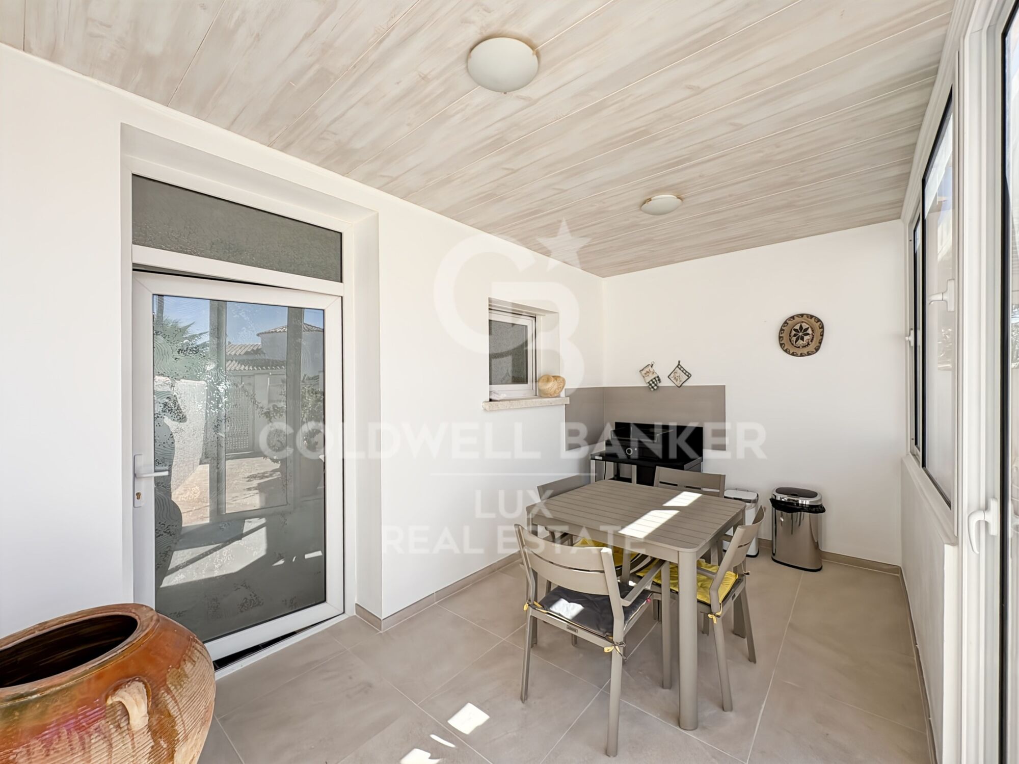 Renoviertes Haus zum Verkauf in Empuriabrava, Costa Brava