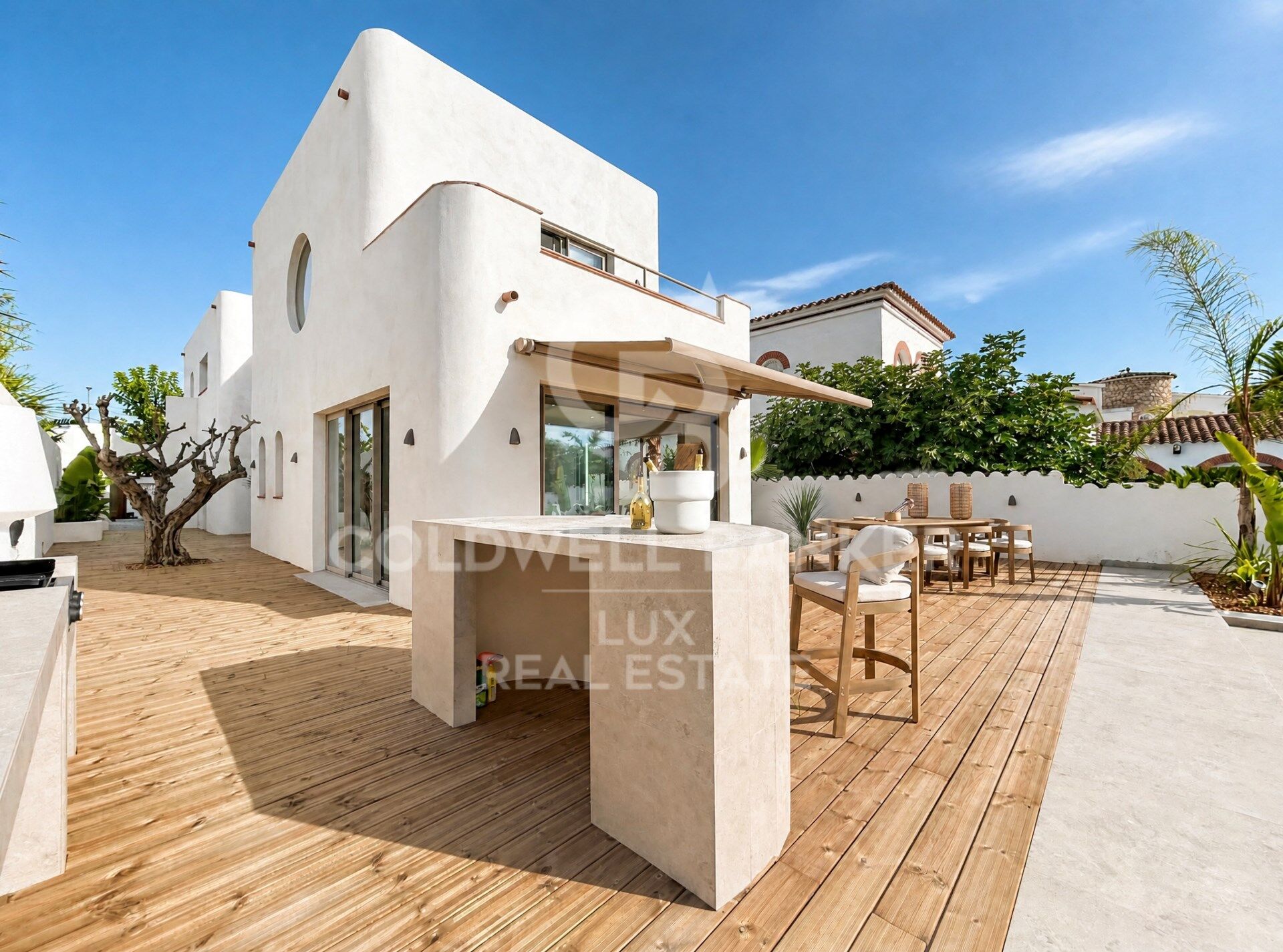 Maison neuve avec amarre privée de 12 m