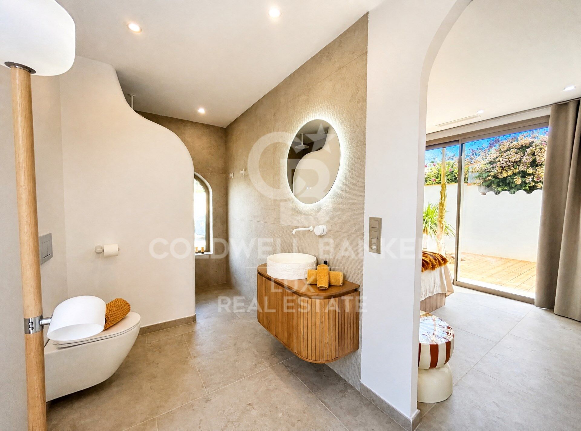 Maison neuve avec amarre privée de 12 m