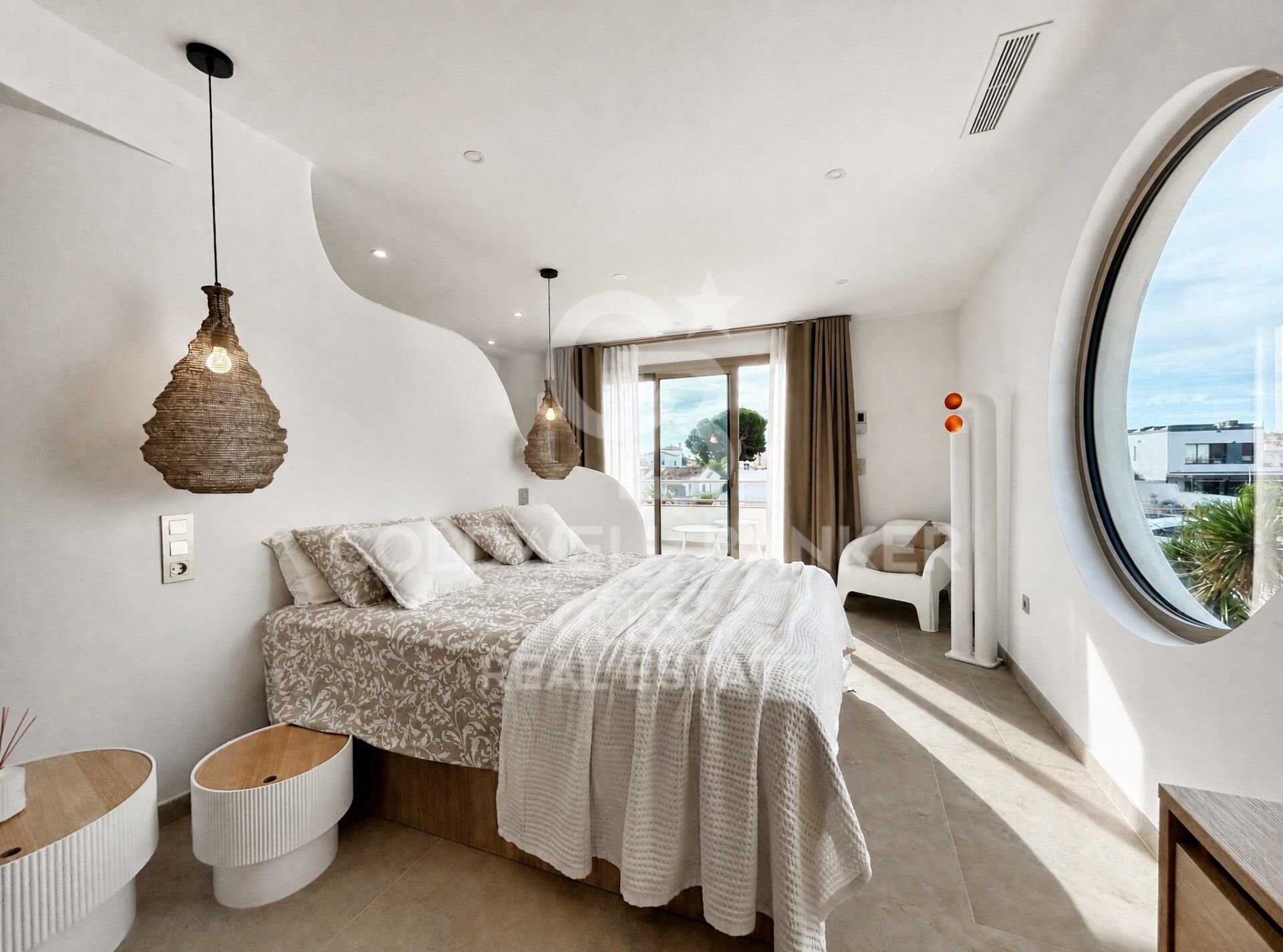 Maison neuve avec amarre privée de 12 m