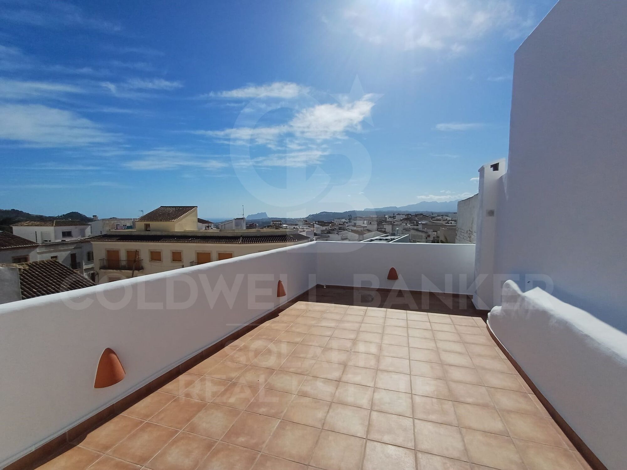 Charming completely renovated town house in the heart of Benitachell