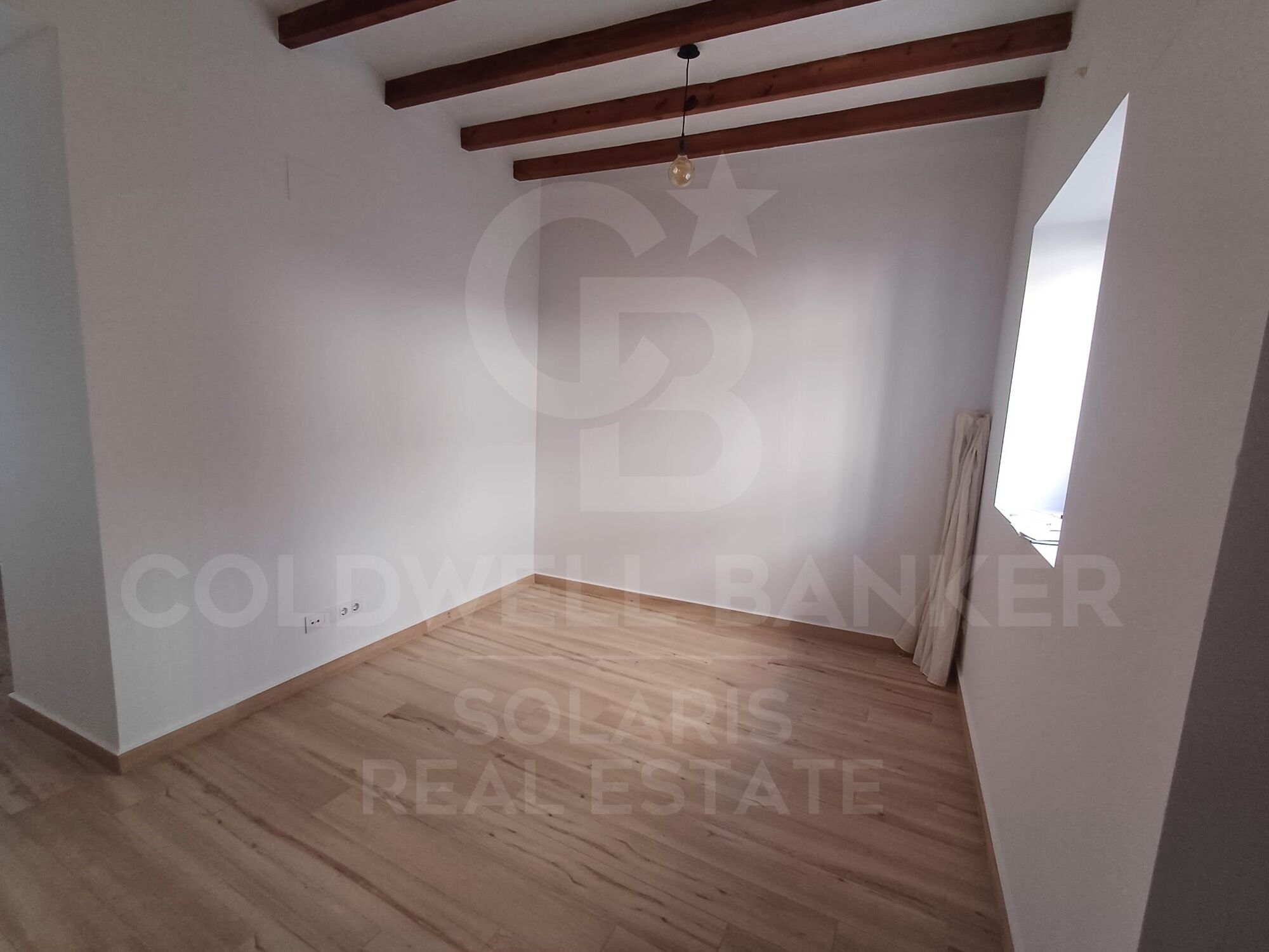 Charming completely renovated town house in the heart of Benitachell
