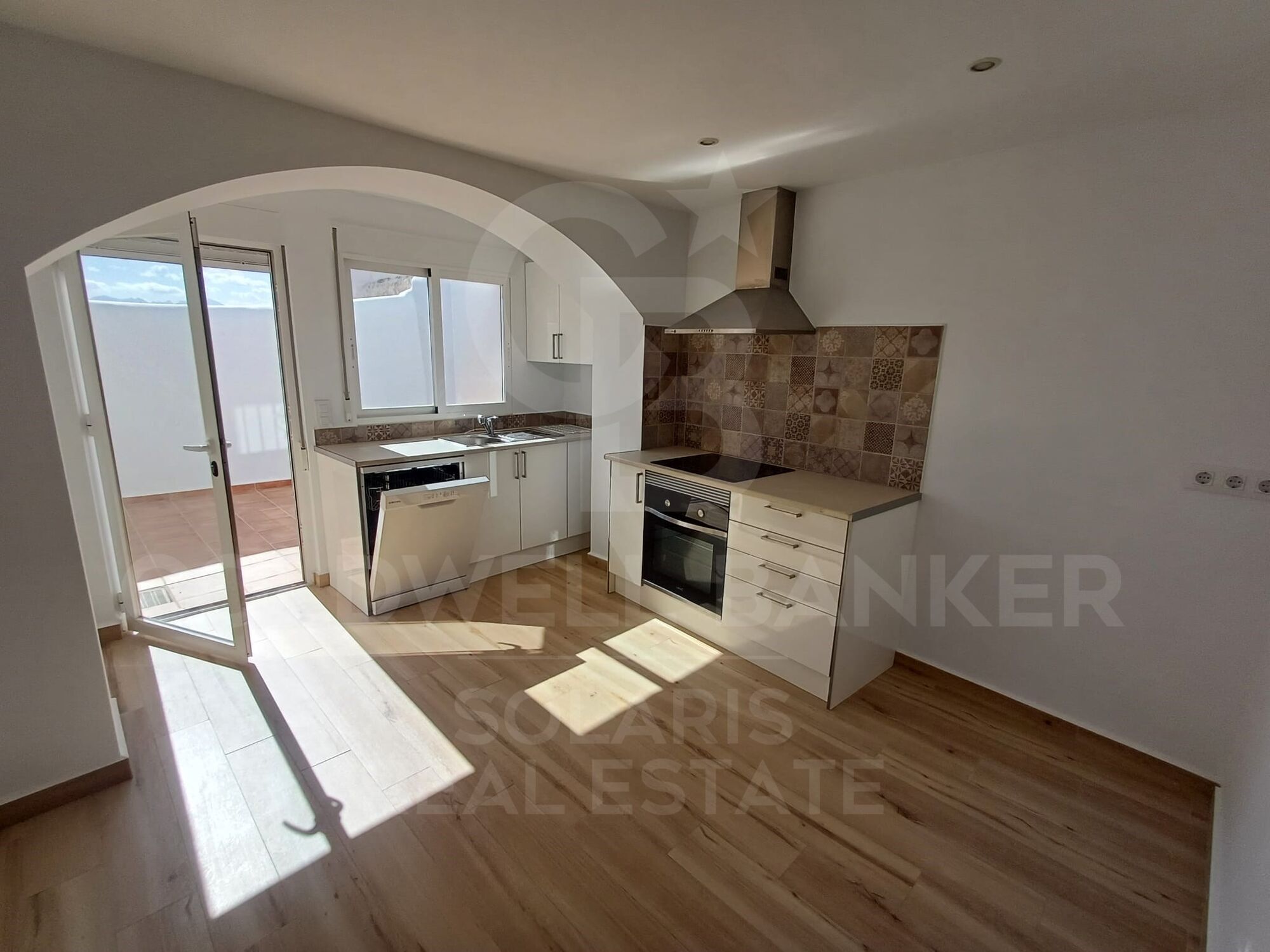 Charming completely renovated town house in the heart of Benitachell