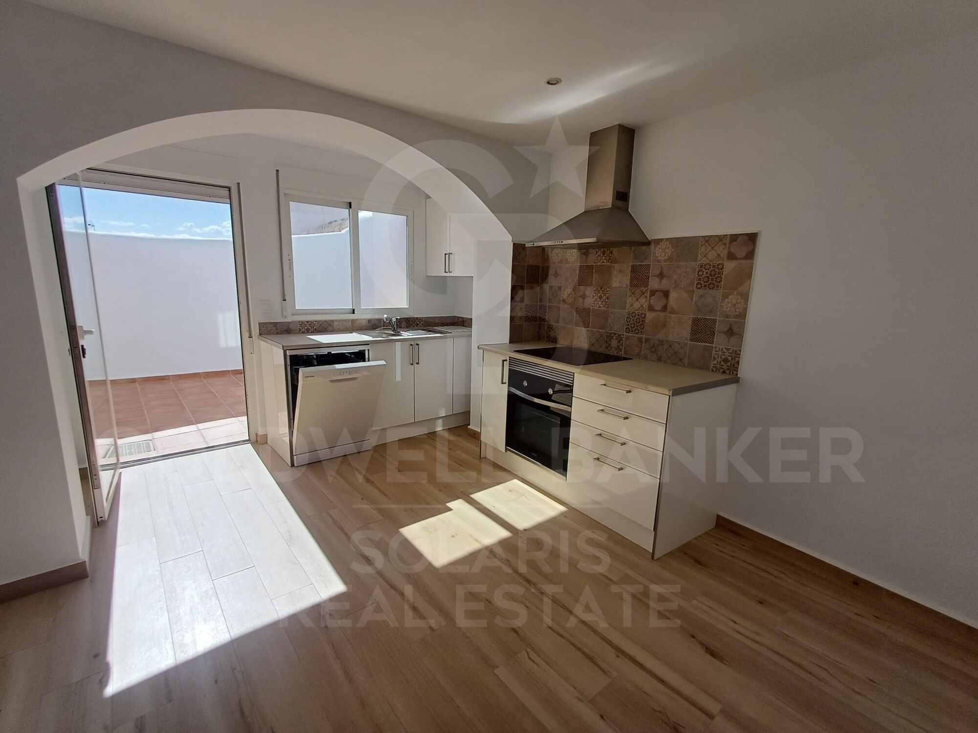 Charming completely renovated town house in the heart of Benitachell