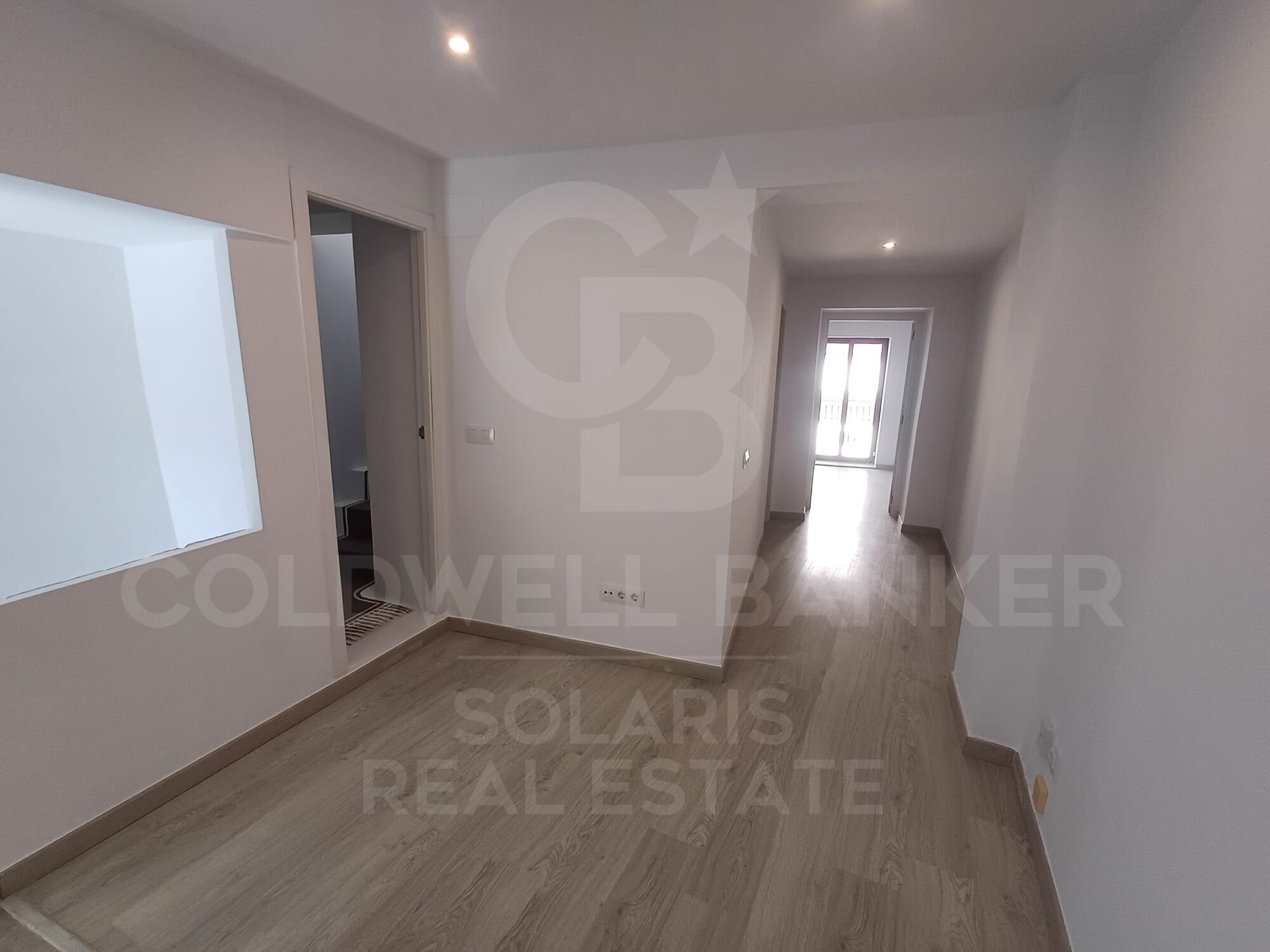 Charming completely renovated town house in the heart of Benitachell