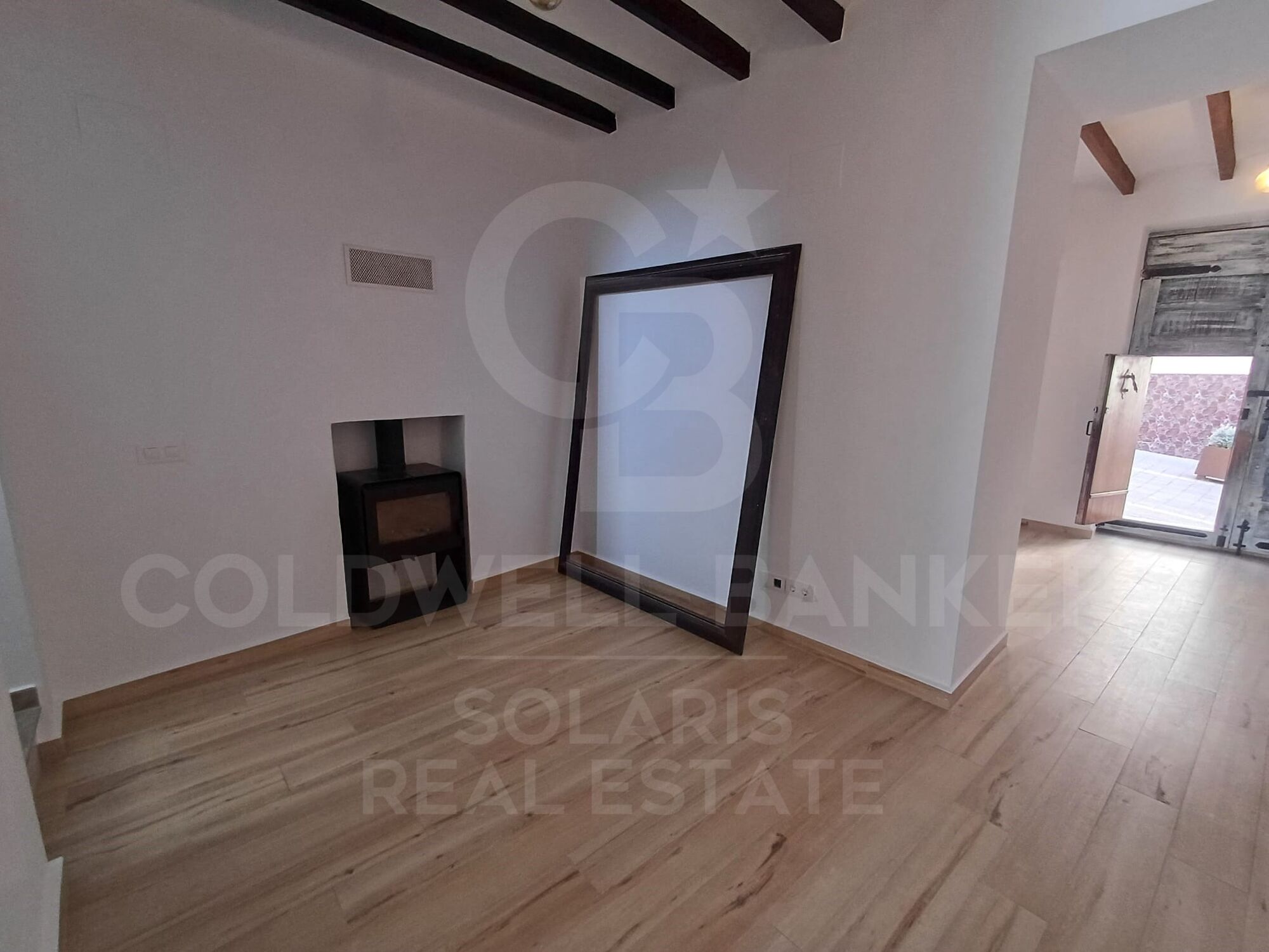 Charming completely renovated town house in the heart of Benitachell