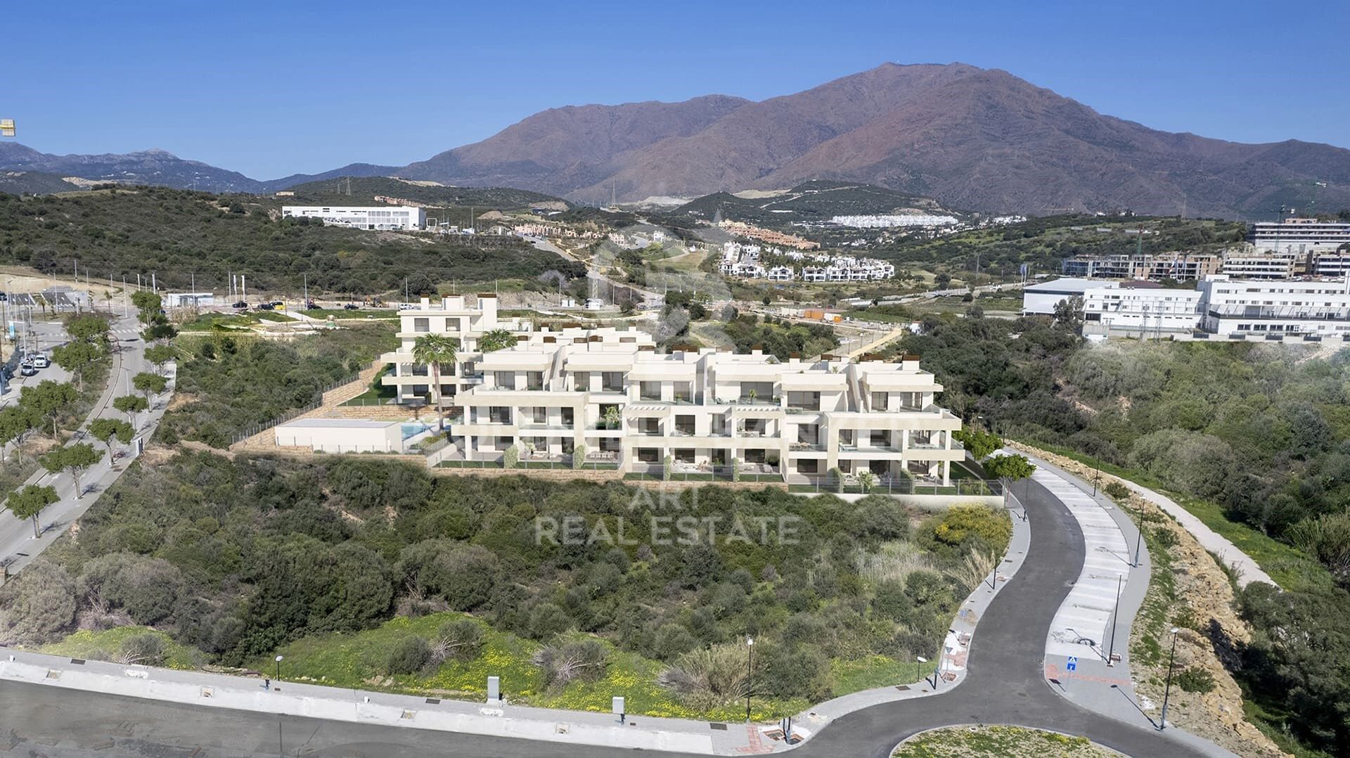 Second floor apartments in new construction in Estepona