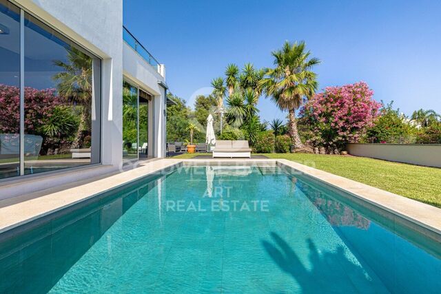 Villa contemporaine avec piscine chauffée à El Rosario - Marbella