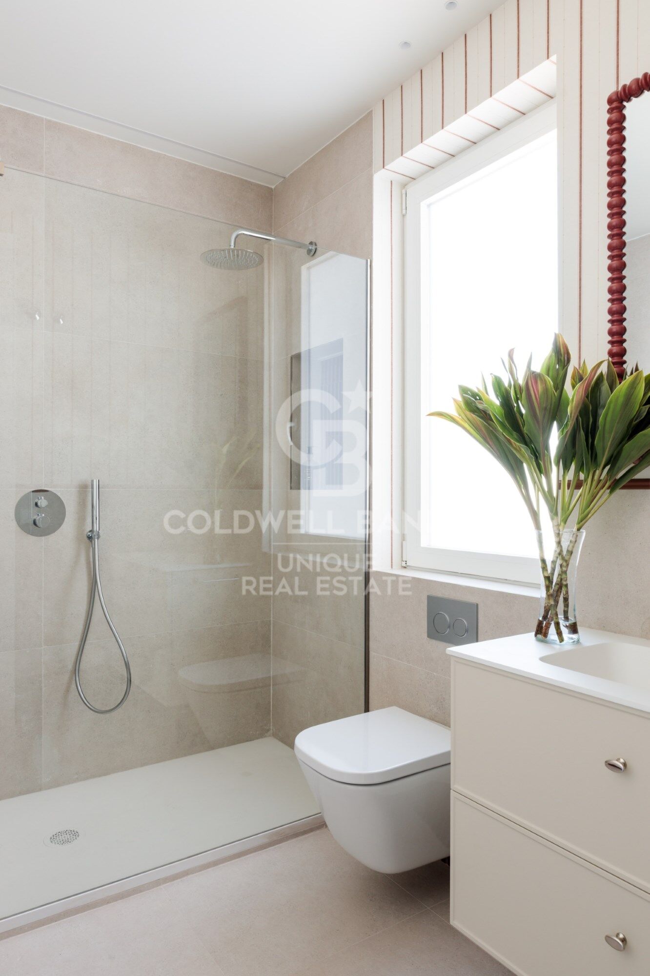 Renovated exterior flat with terrace in Lista, Madrid