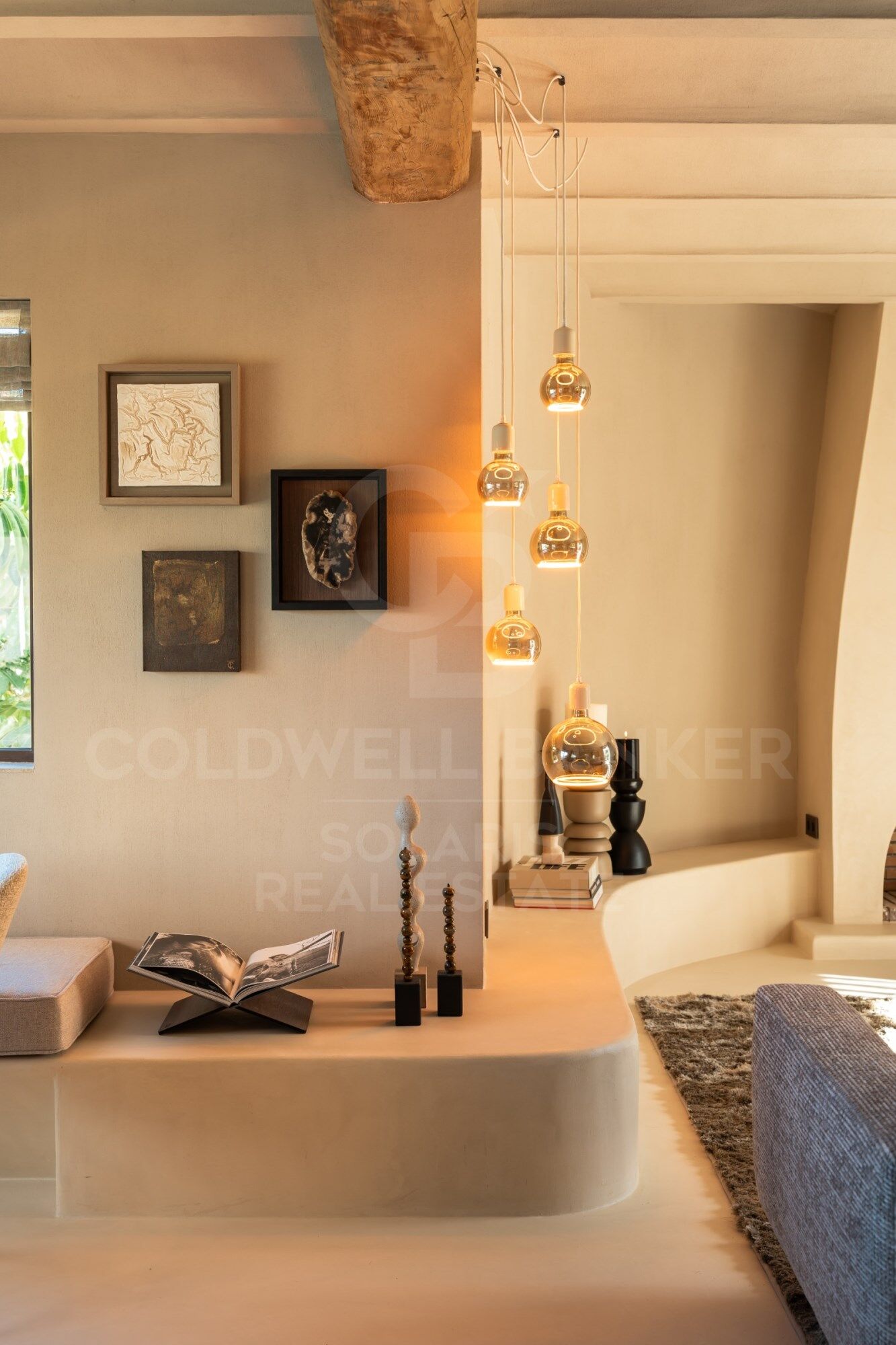Exclusiva villa 'Casa Luz' renovada con vistas panorámicas y privacidad absoluta en Jávea