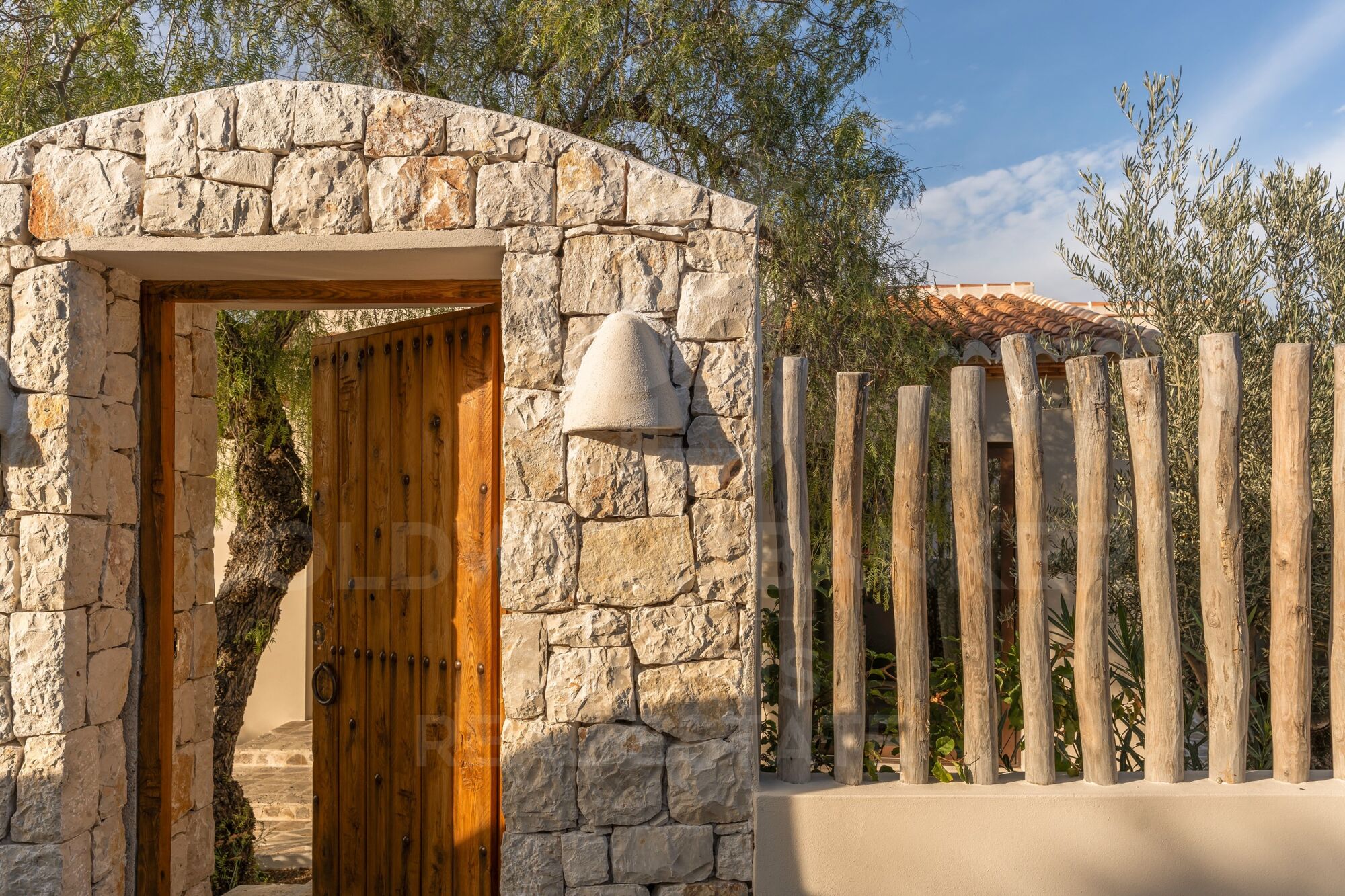 Villa exclusive rénovée avec vue panoramique et une intimité absolue à Jávea