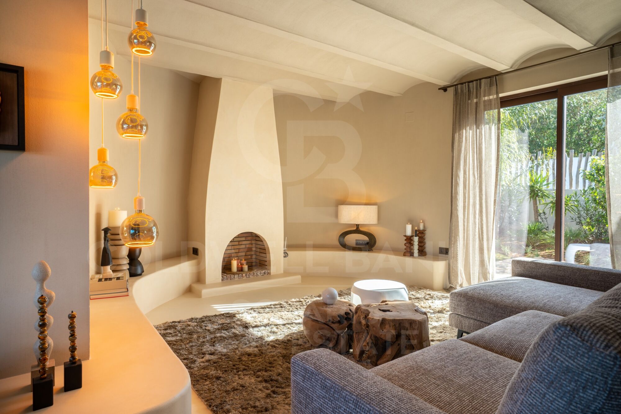 Exclusiva villa 'Casa Luz' renovada con vistas panorámicas y privacidad absoluta en Jávea