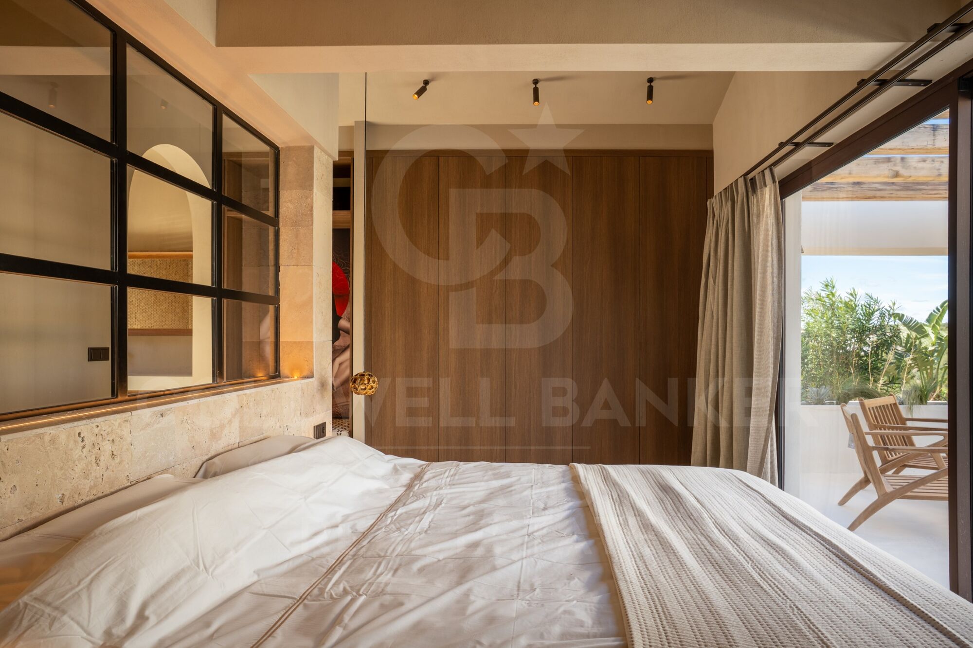 Exklusive renovierte Villa mit Panoramablick und absoluter Privatsphäre in Jávea