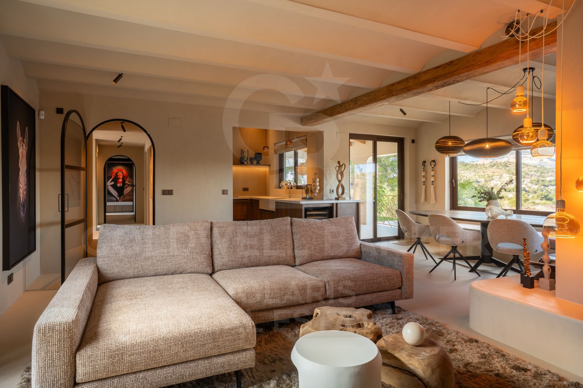 Exklusive renovierte Villa mit Panoramablick und absoluter Privatsphäre in Jávea