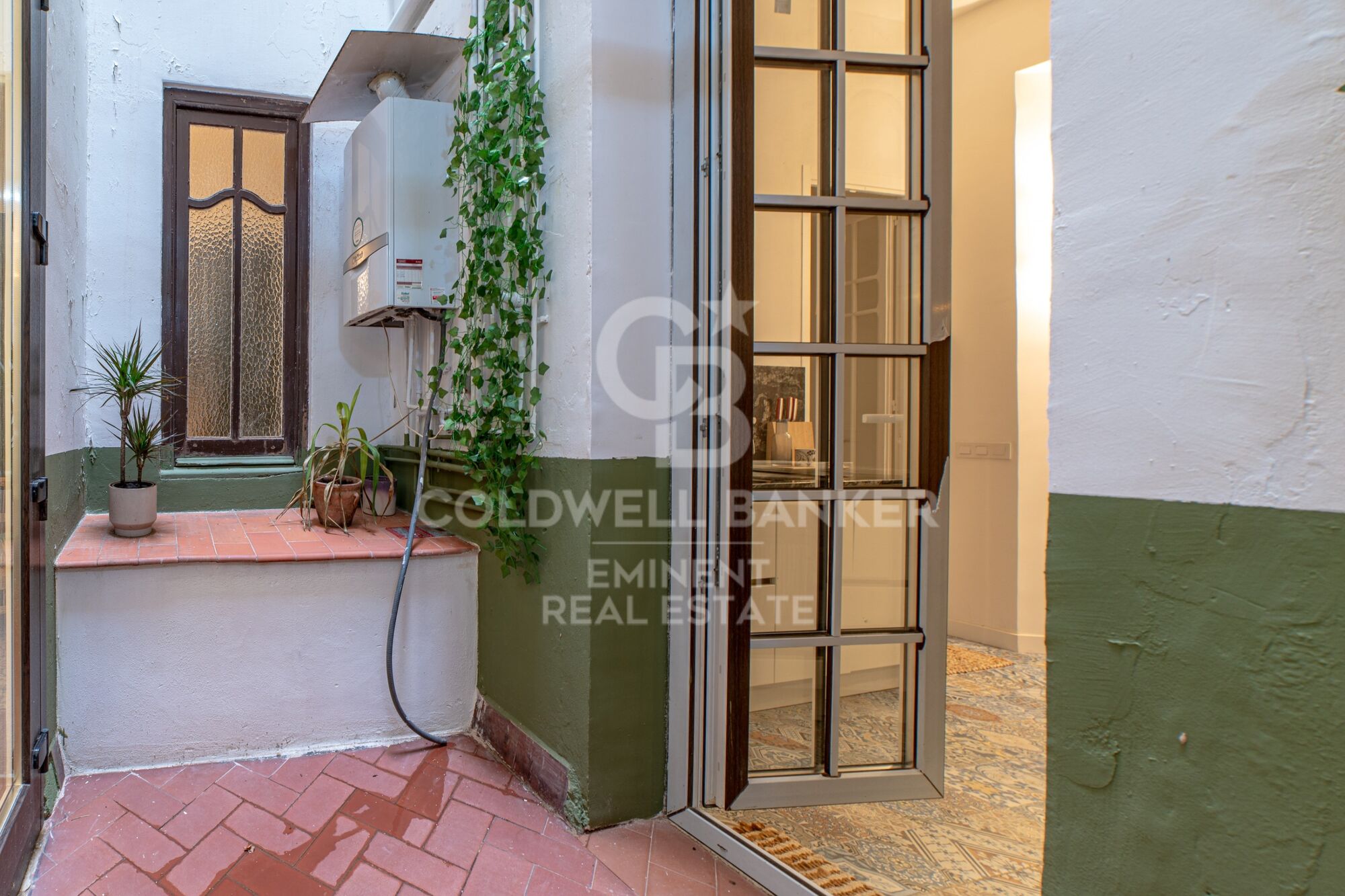 Exklusive Renovierte Wohnung im El Born mit Blick auf Santa María del Mar
