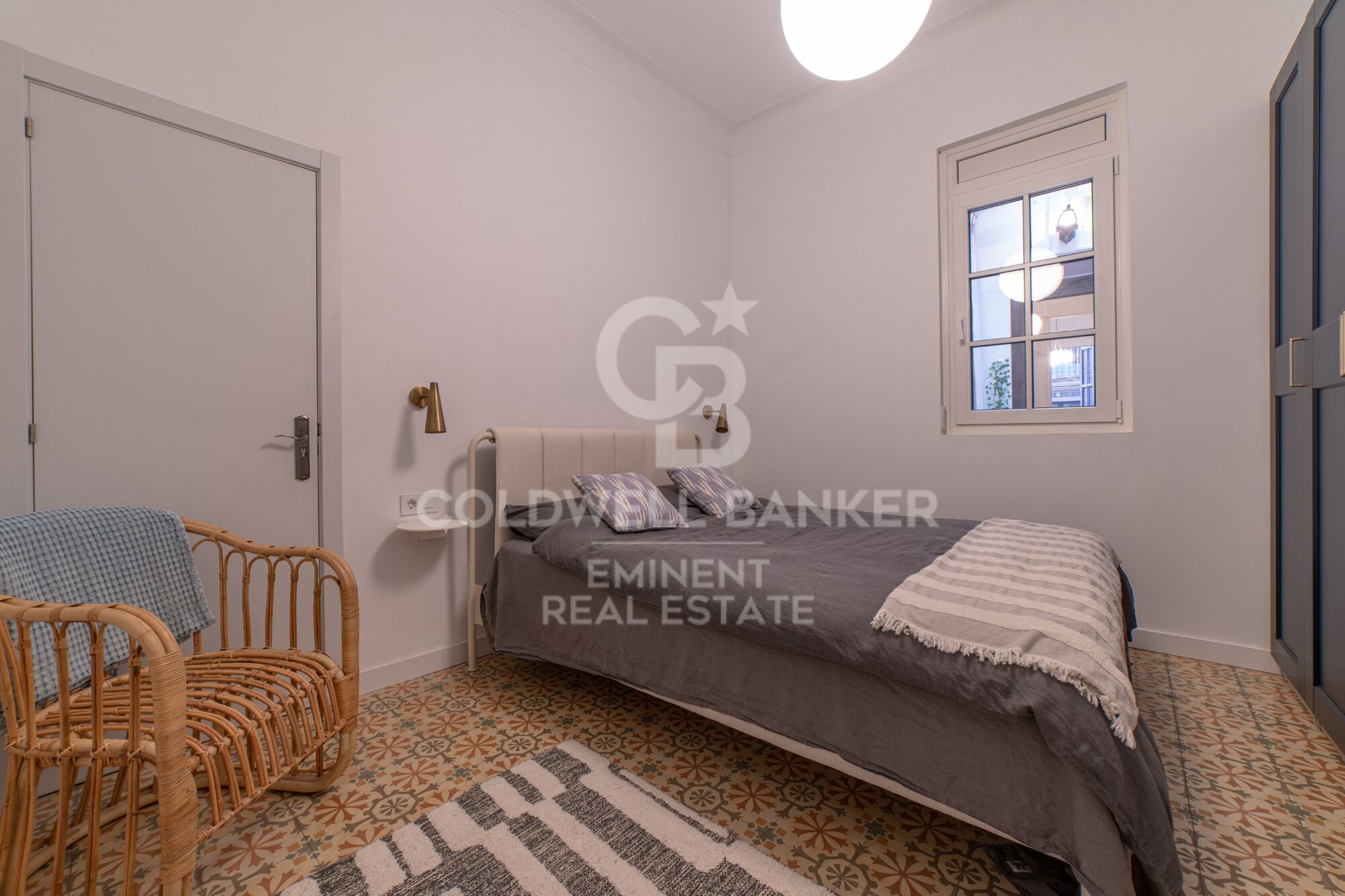 Exclusiva residencia reformada en El Born con vistas a Santa María del Mar