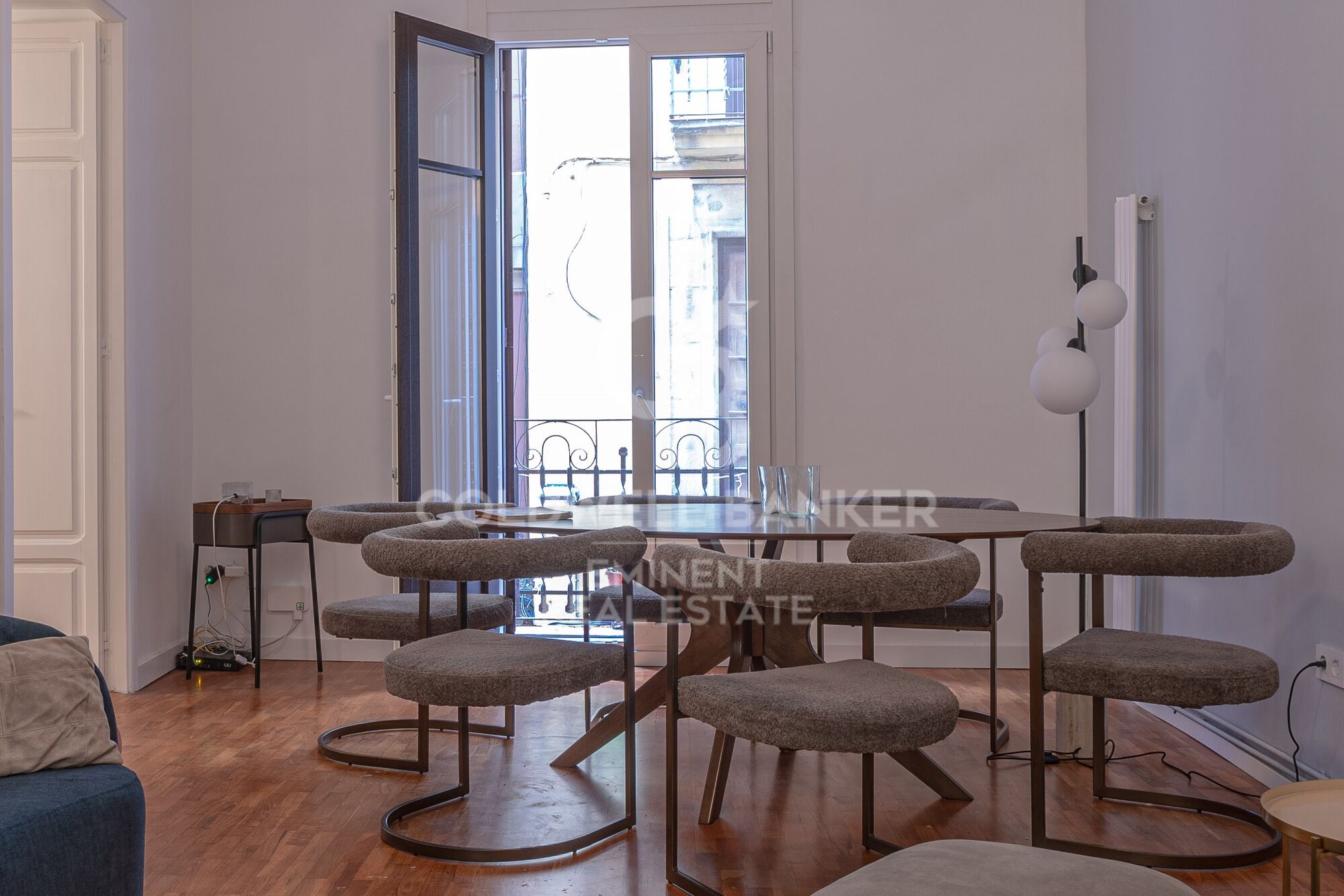 Exklusive Renovierte Wohnung im El Born mit Blick auf Santa María del Mar