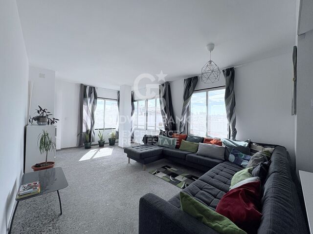 Appartement de 116 m² avec 4 chambres et balcon à 5 minutes à pied de la mer à Puerto de Sagunto