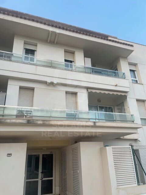 Luminoso apartamento de 3 dormitorios con piscina comunitaria