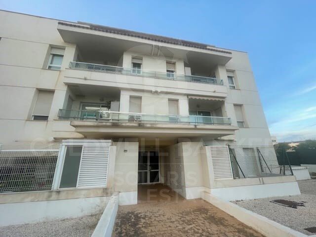 Appartement lumineux de 3 chambres avec piscine commune