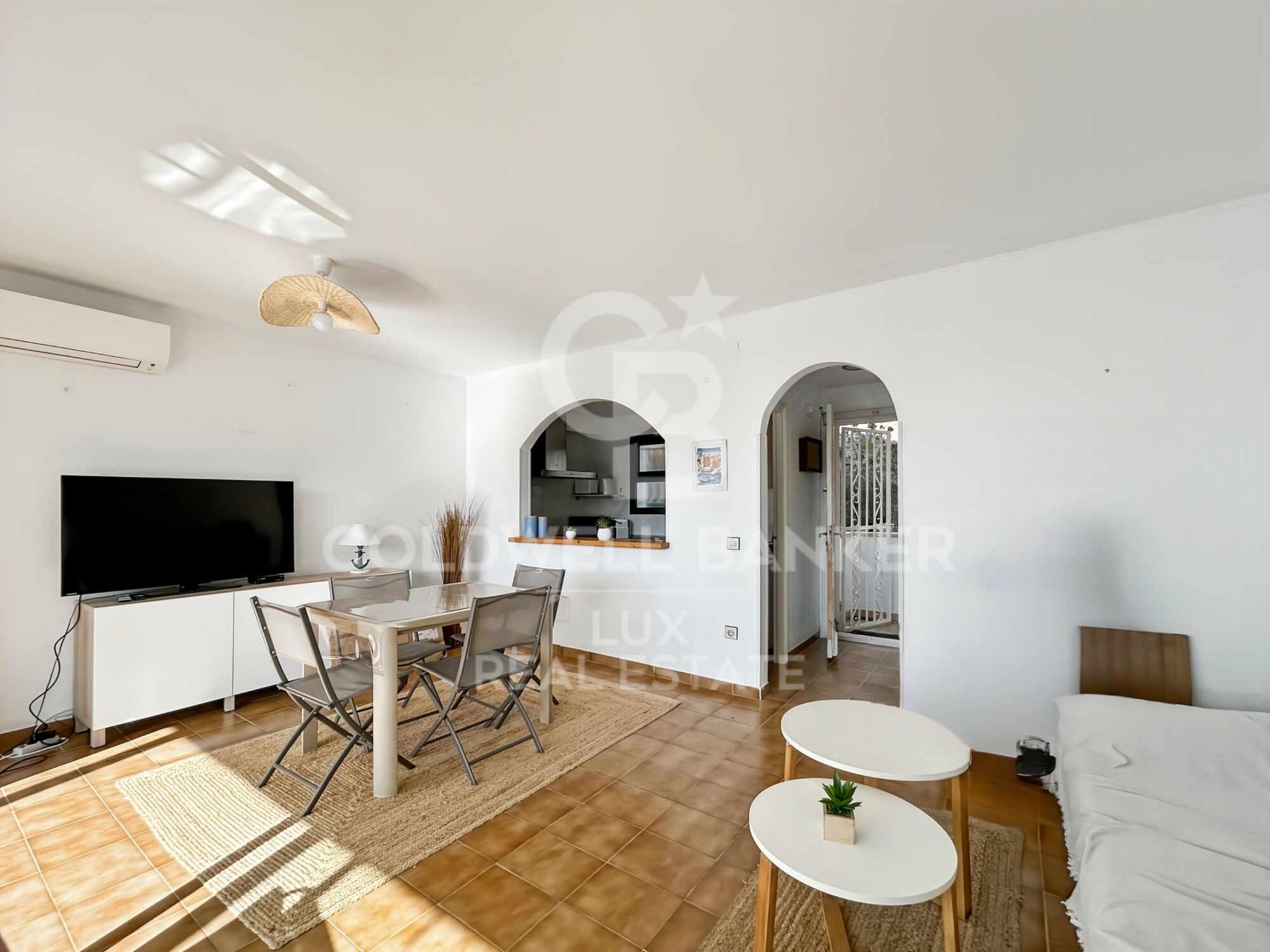 Piso en dúplex con vistas al mar y licencia turística en Canyelles, Roses - Costa Brava