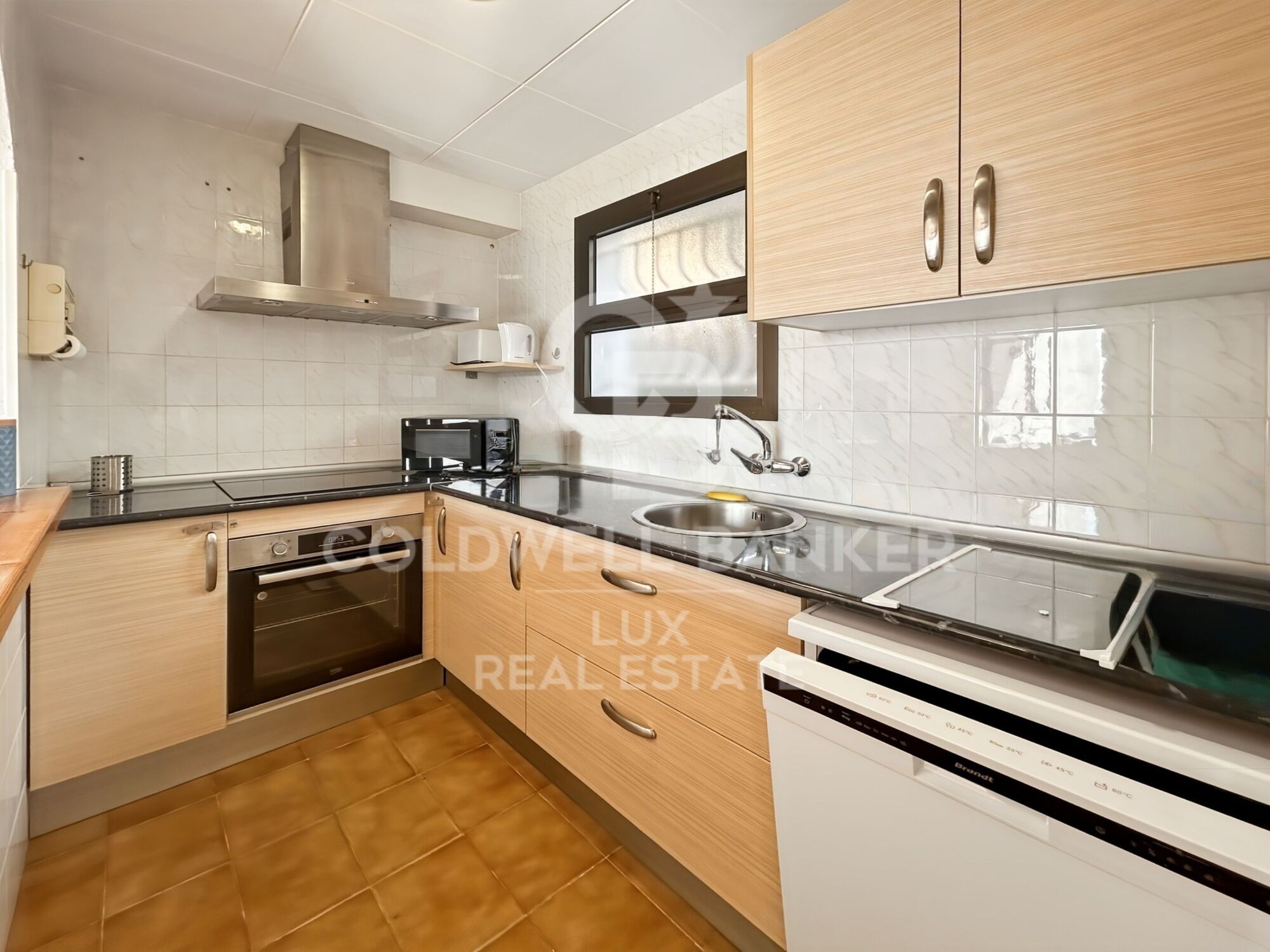 Piso en dúplex con vistas al mar y licencia turística en Canyelles, Roses - Costa Brava