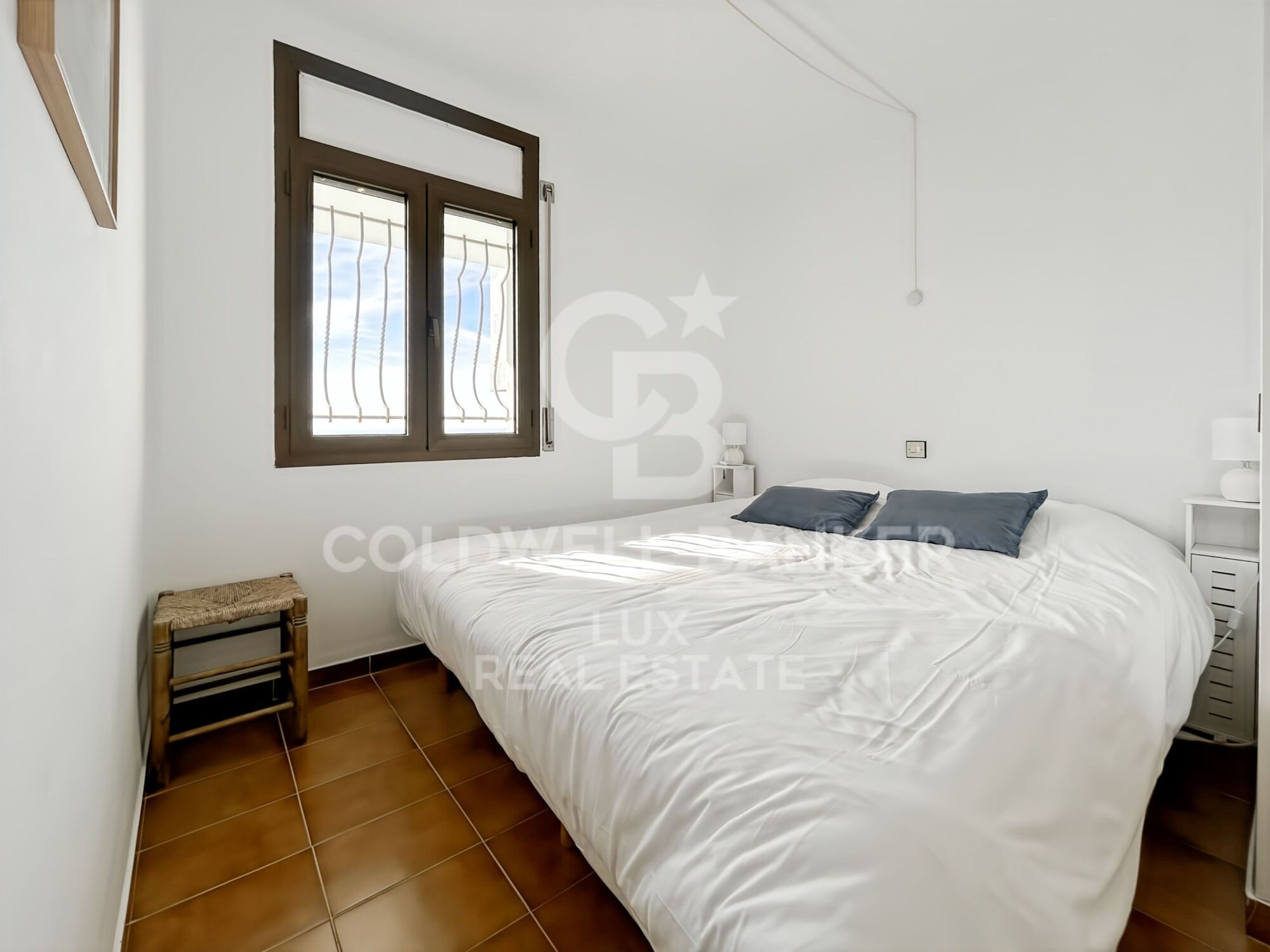 Piso en dúplex con vistas al mar y licencia turística en Canyelles, Roses - Costa Brava