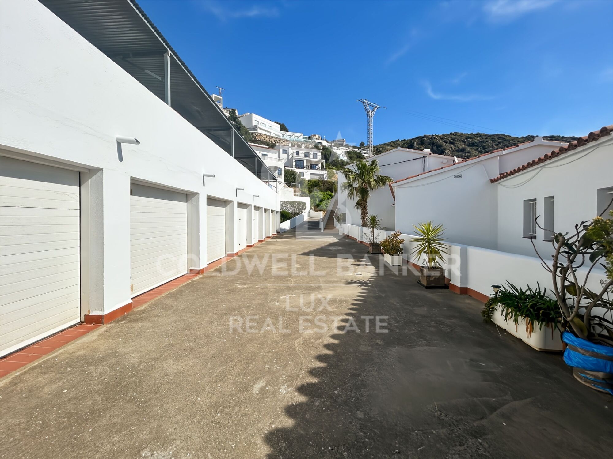 Piso en dúplex con vistas al mar y licencia turística en Canyelles, Roses - Costa Brava