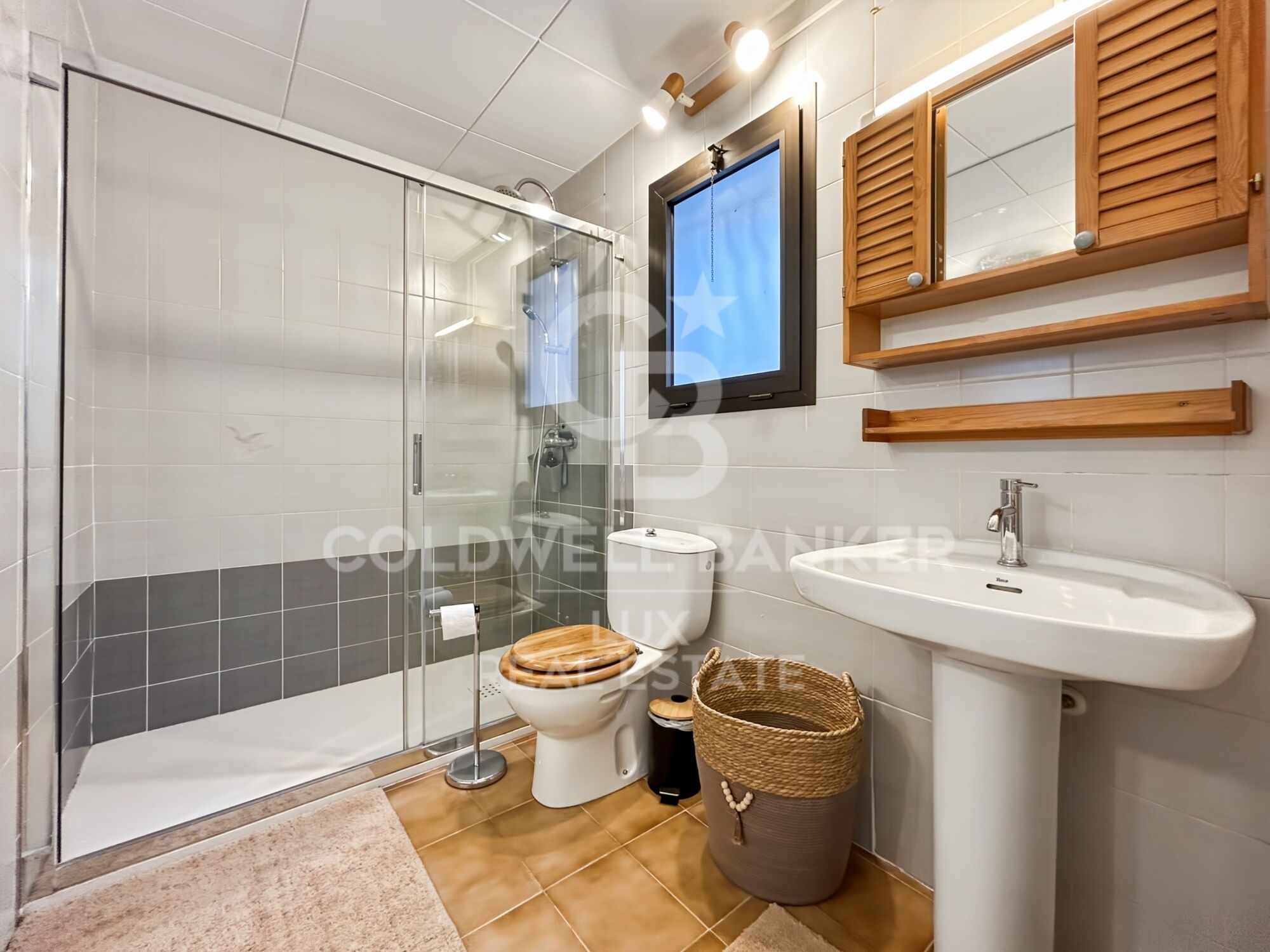 Duplex flat with sea views and tourist license in Canyelles, Roses - Costa Brava