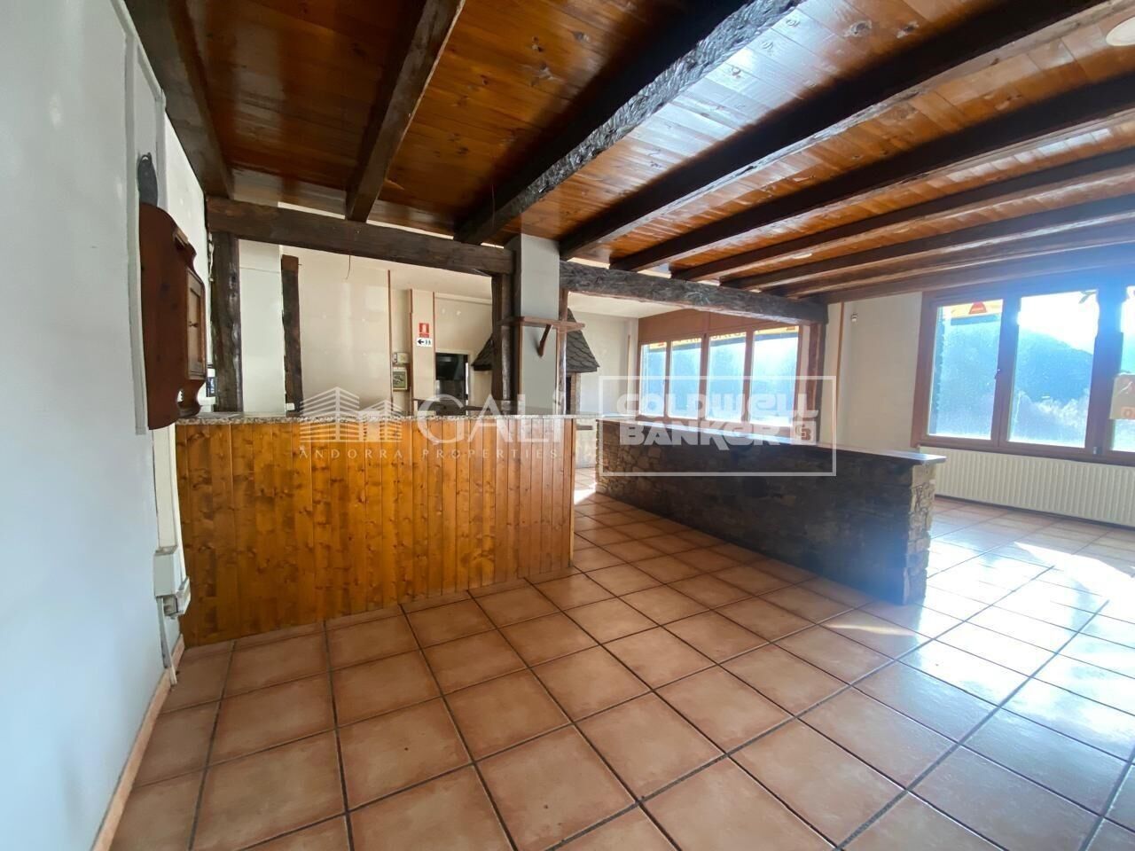 Commercial Rent Canillo
