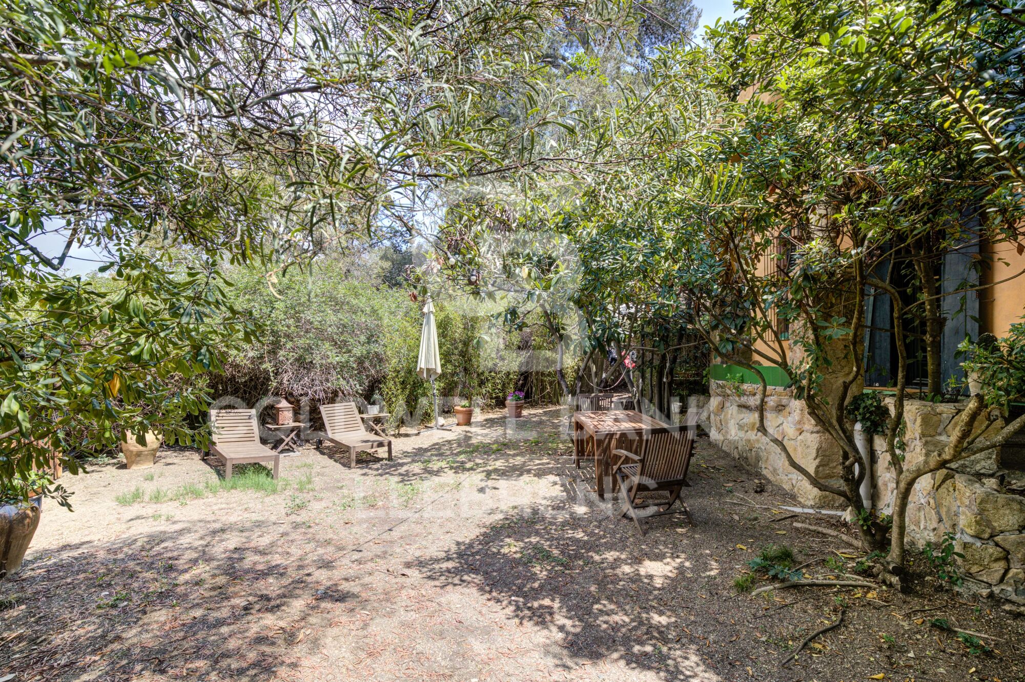 Charming property for sale in Vallvidrera with modernist elements, garden and pool