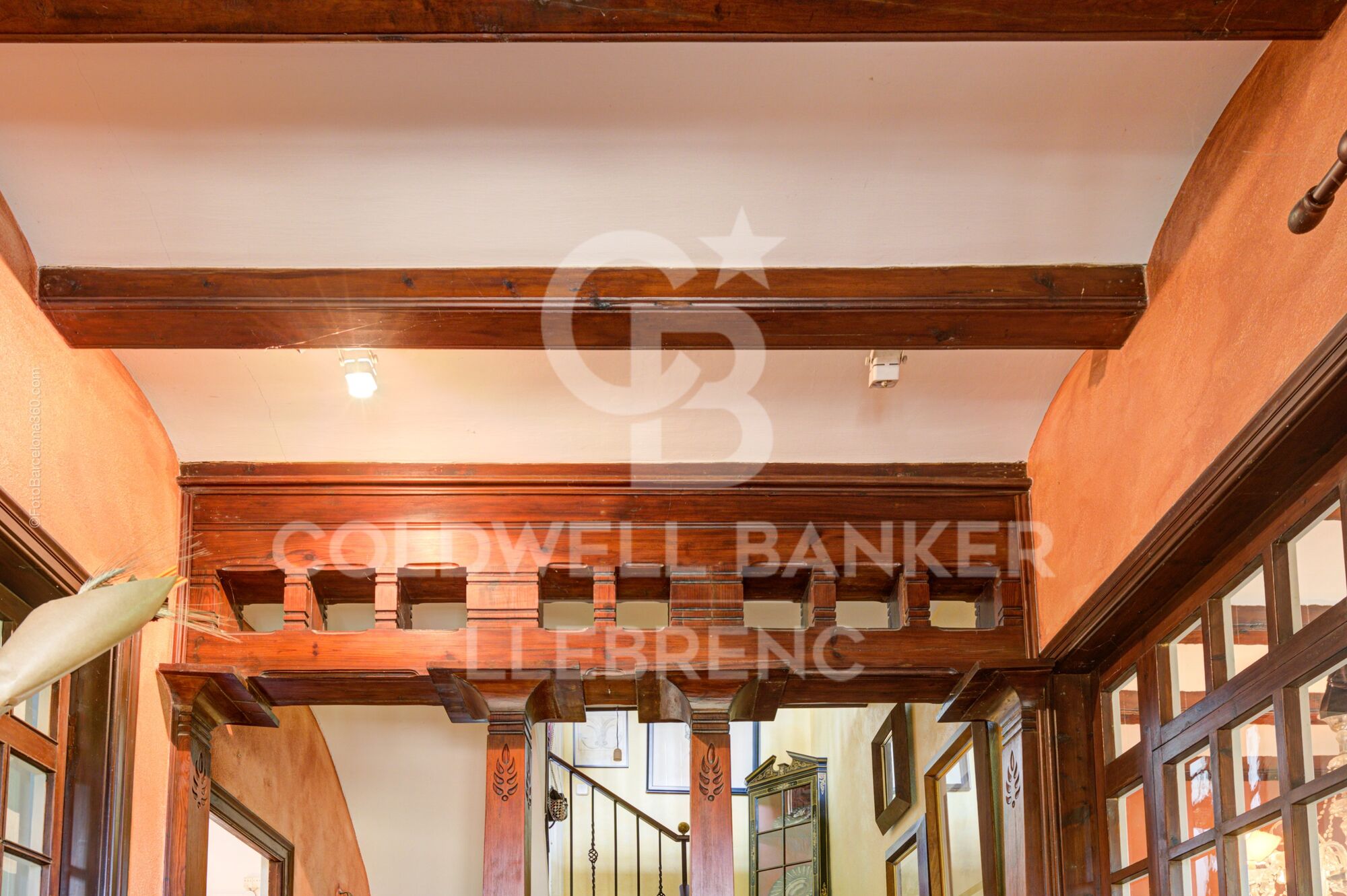 Charming property for sale in Vallvidrera with modernist elements, garden and pool